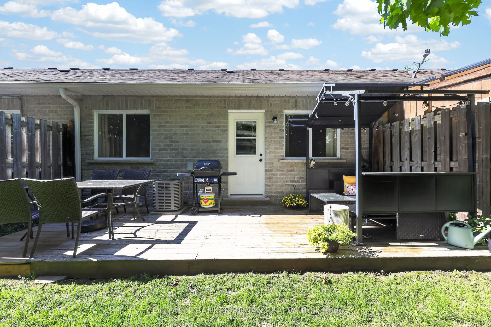 505 Thomas Street Property Photo 22