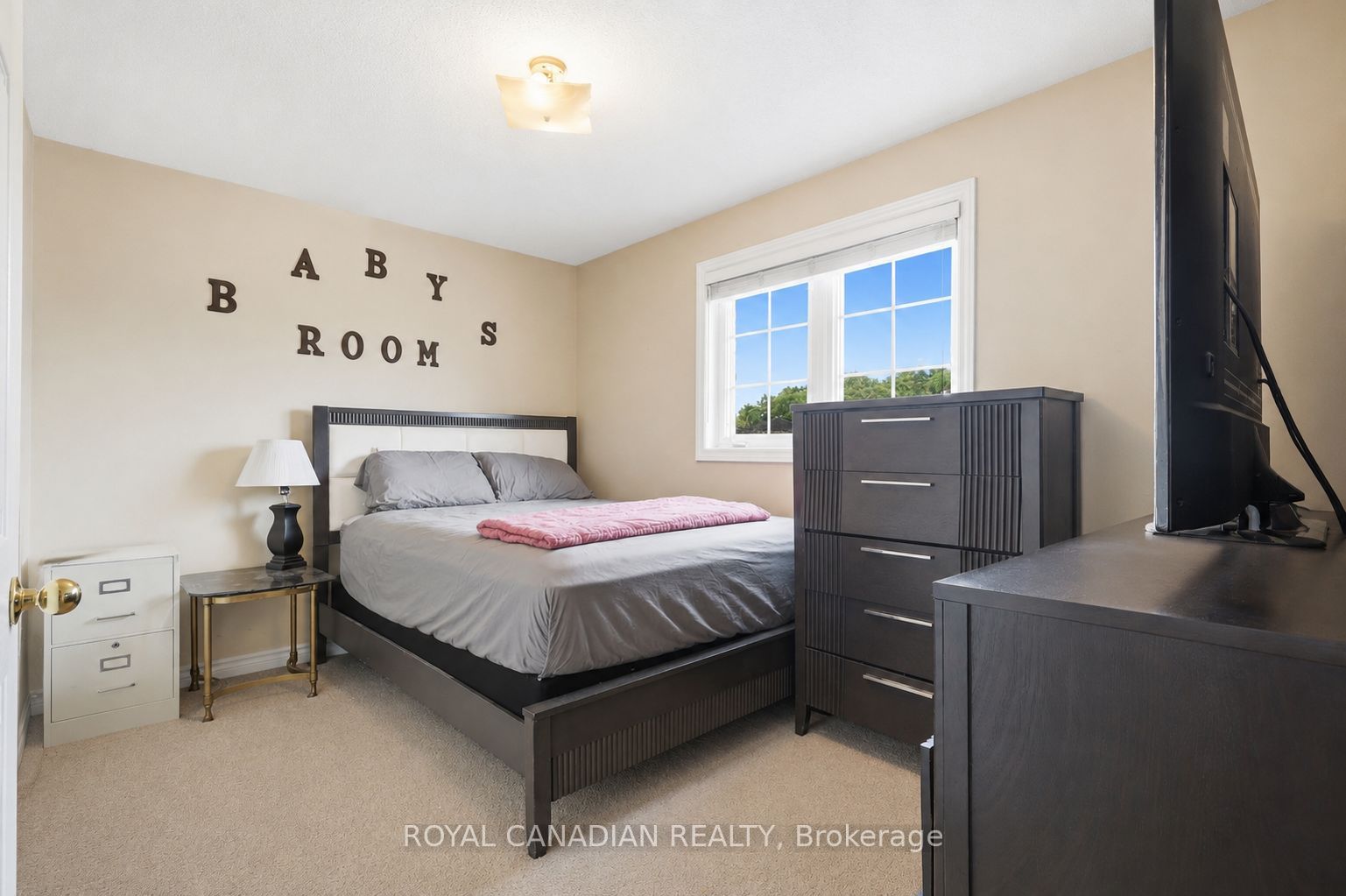 264 Country Lane Property Photo 19