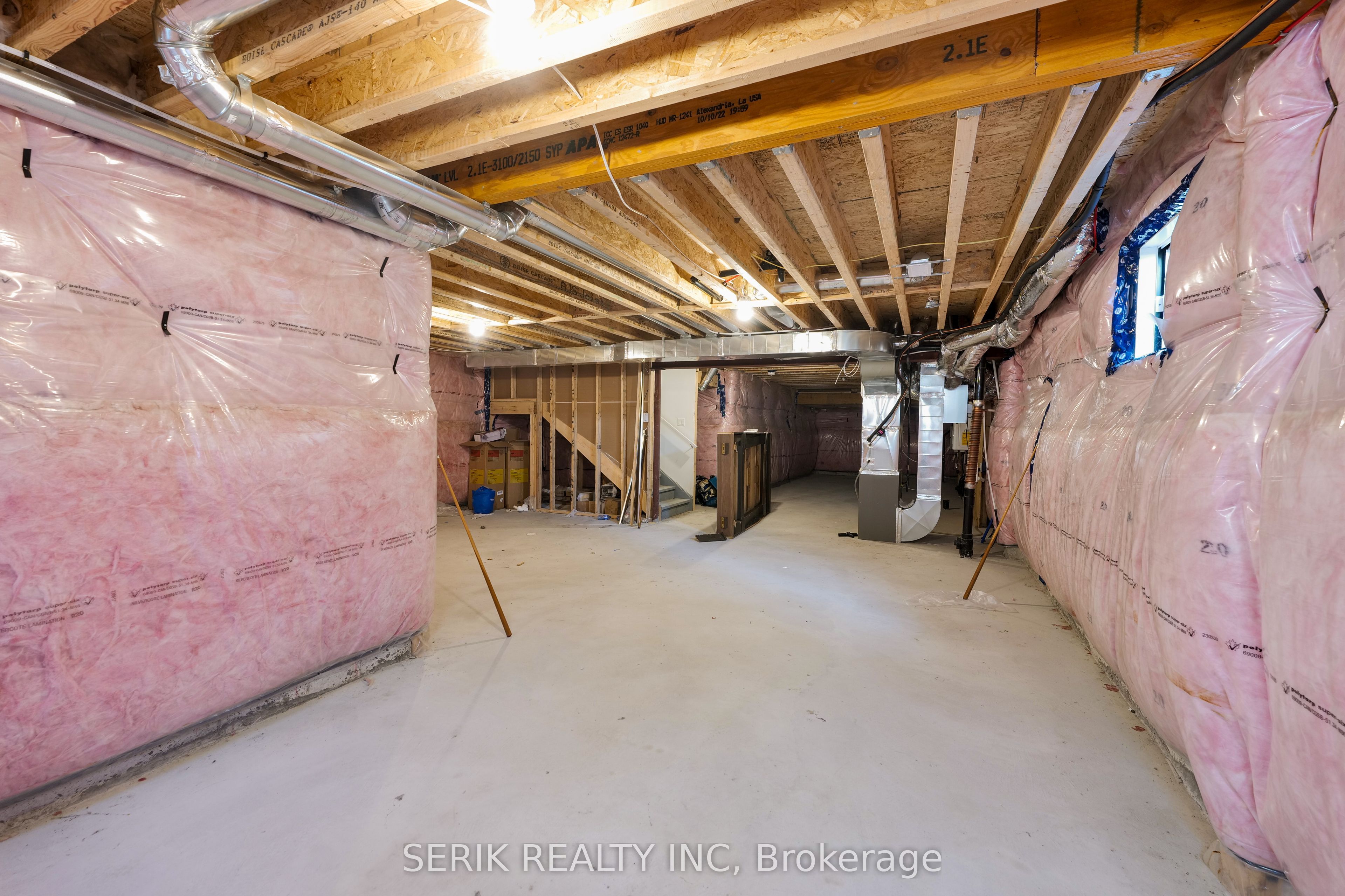 163 Fenchurch Manor Property Photo 31