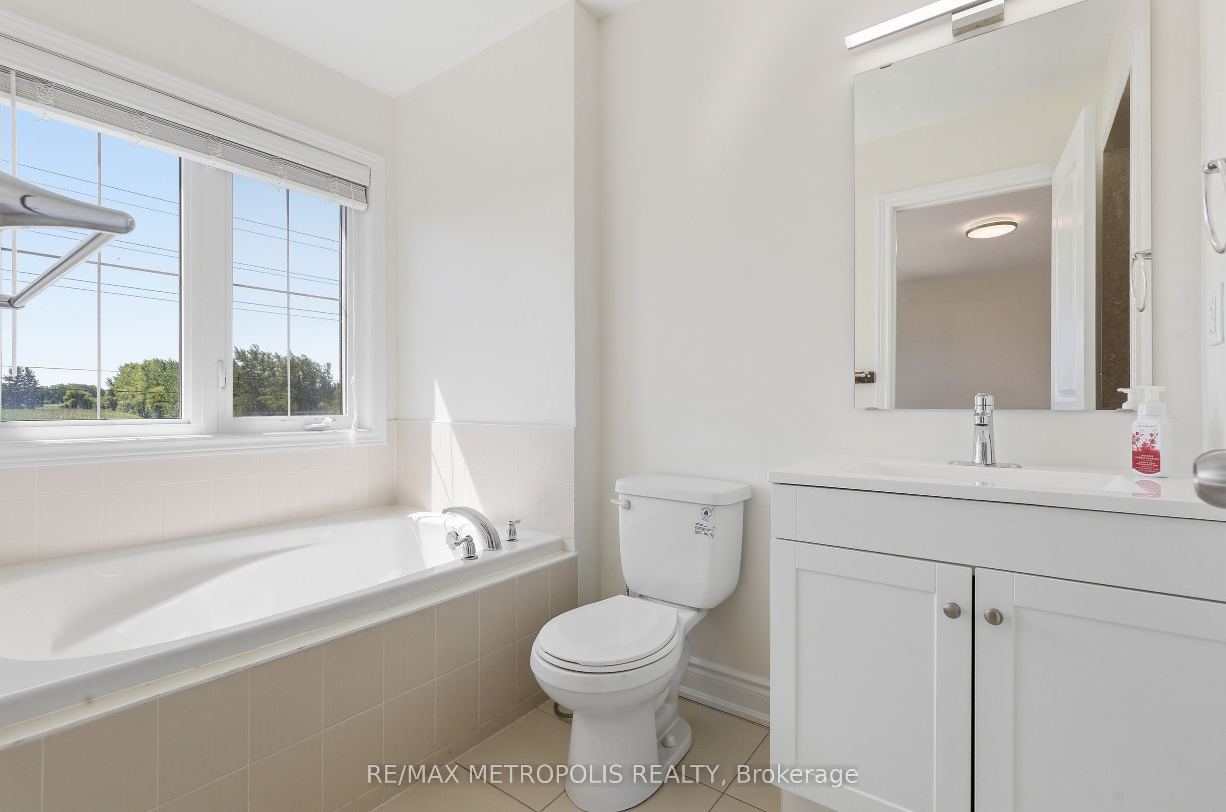 34 Robertson Street Property Photo 29