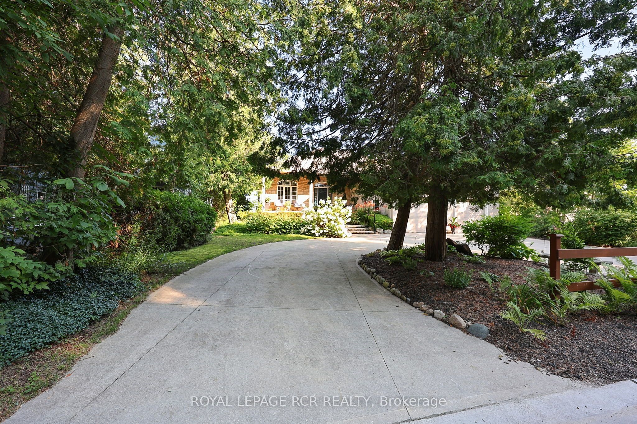 1068 Shore Lane Property Photo 2