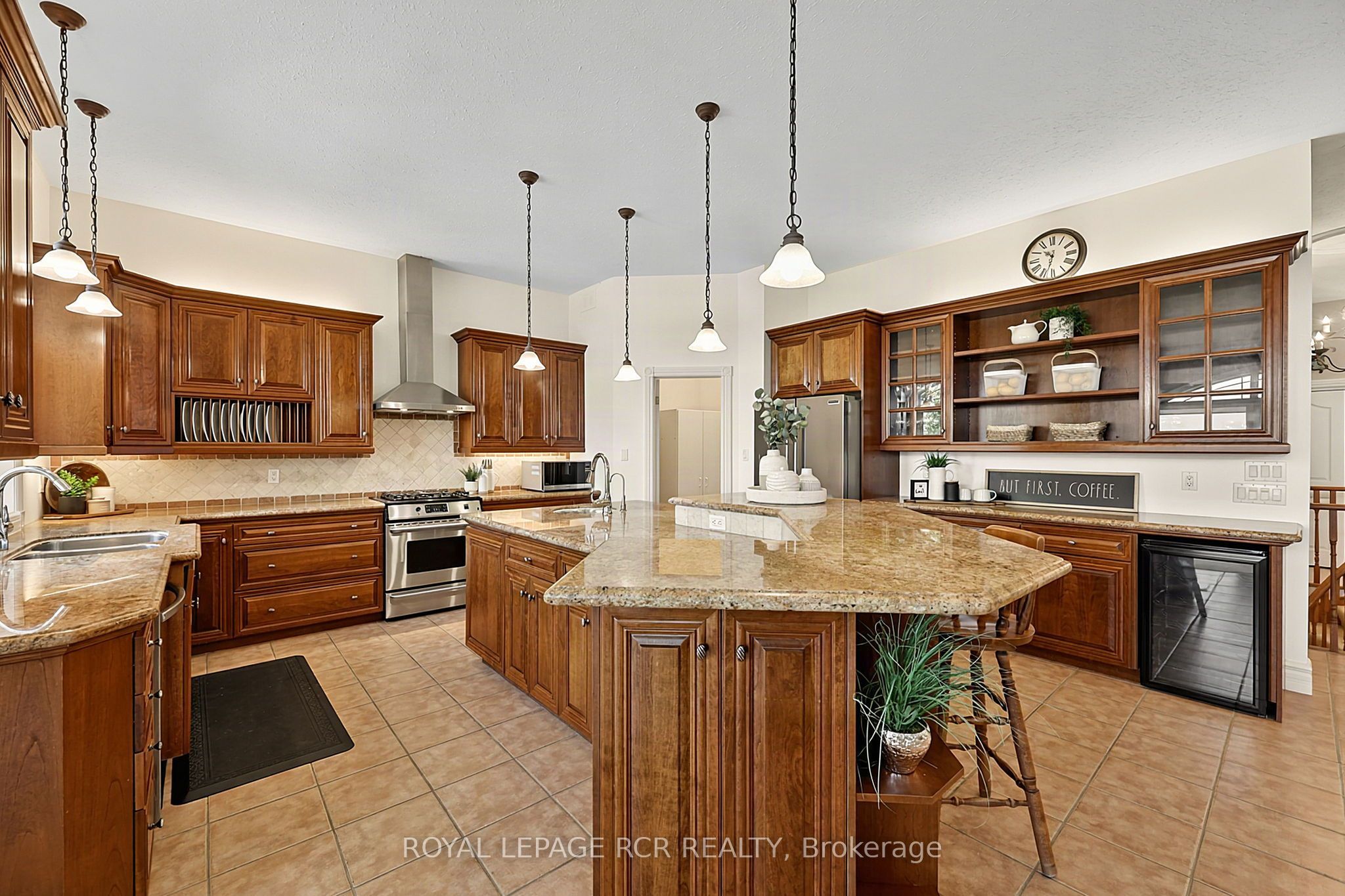 1068 Shore Lane Property Photo 14