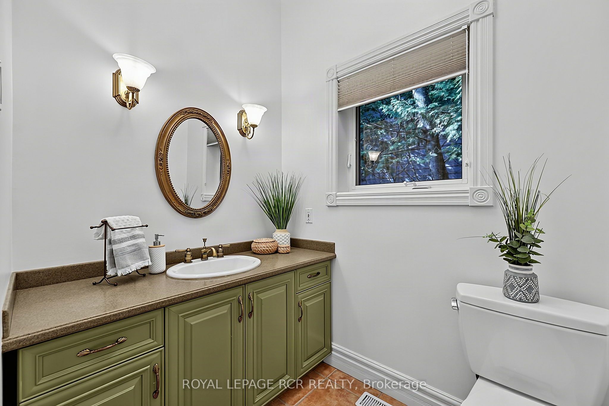 1068 Shore Lane Property Photo 24