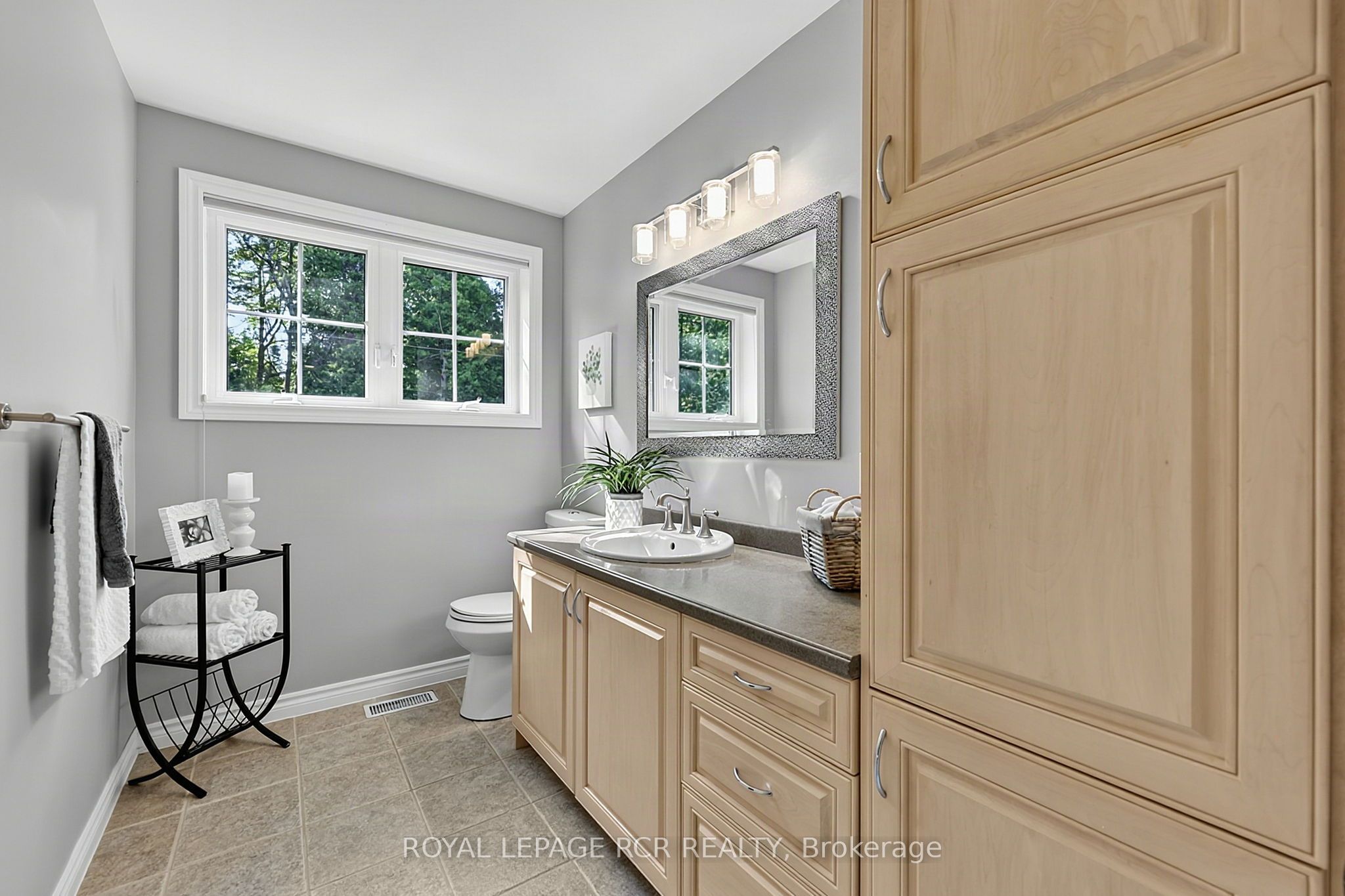 1068 Shore Lane Property Photo 38