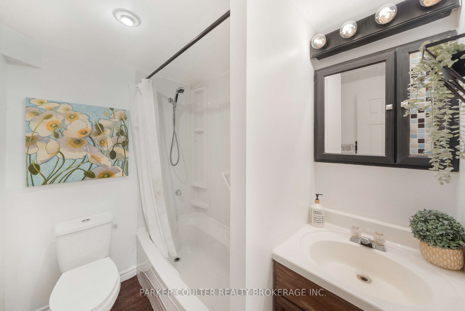 15 Shaina Court Property Photo 41
