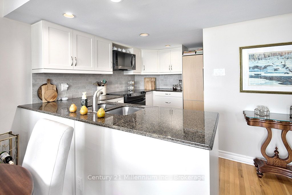 24 Ramblings Way 802 Property Photo 11