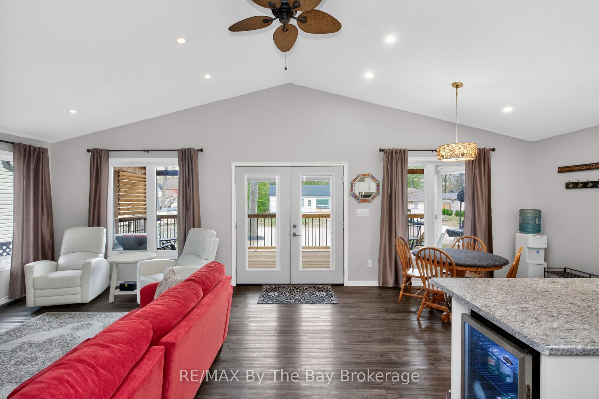 12 5th Lane Property Photo 8