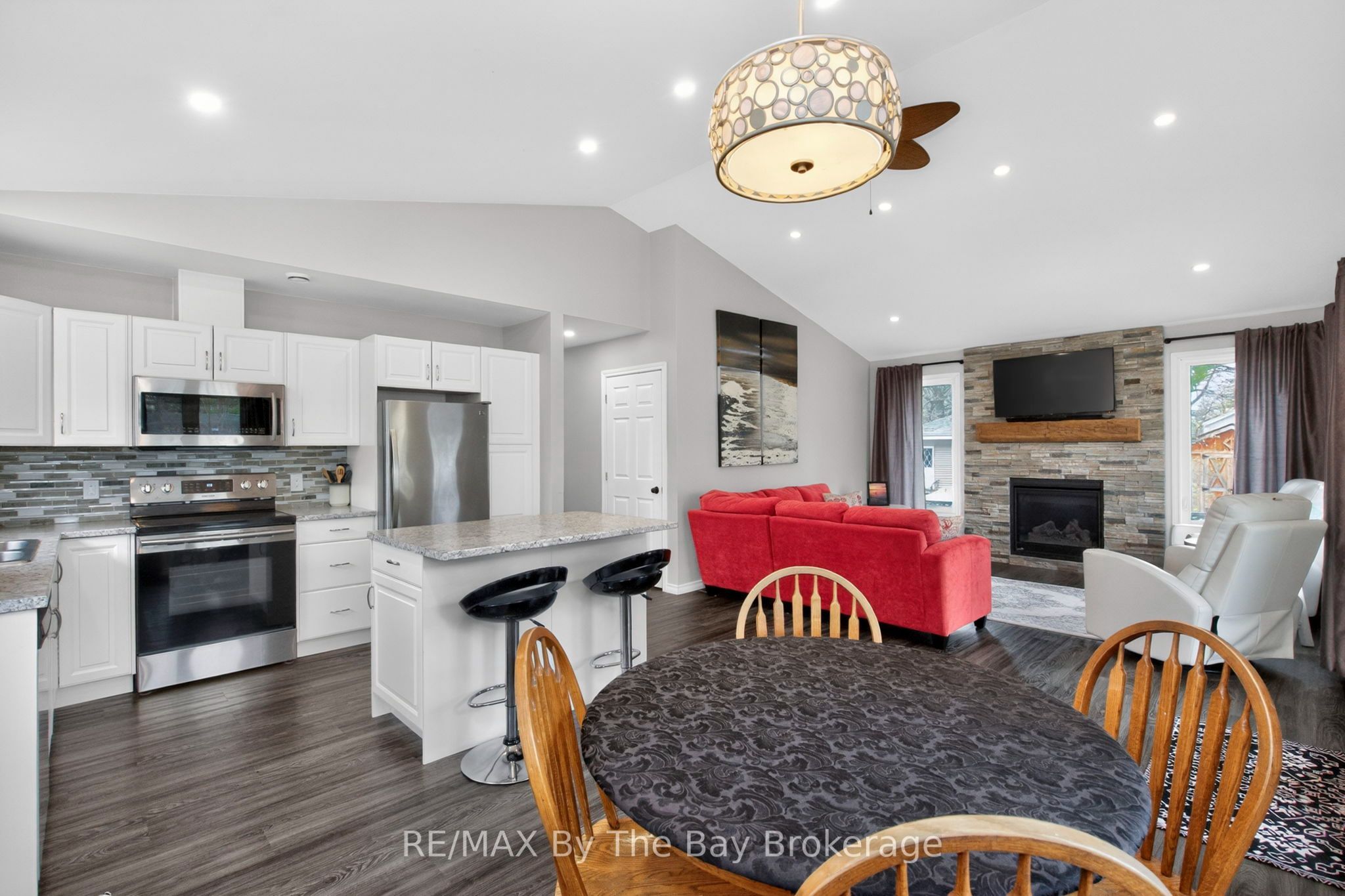 12 5th Lane Property Photo 16