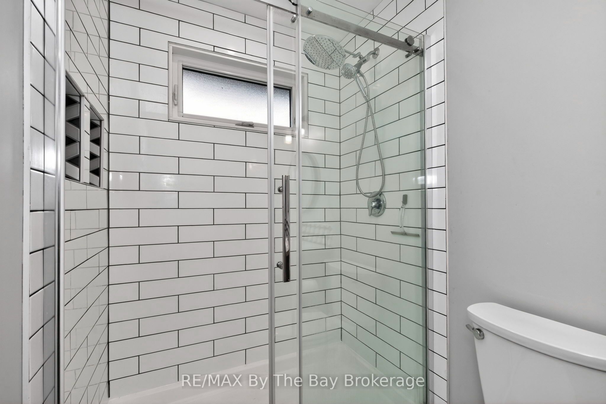 12 5th Lane Property Photo 28