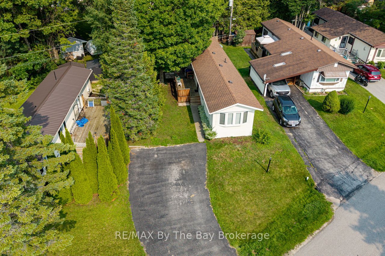 55 Georgian Glen Drive Property Photo 1