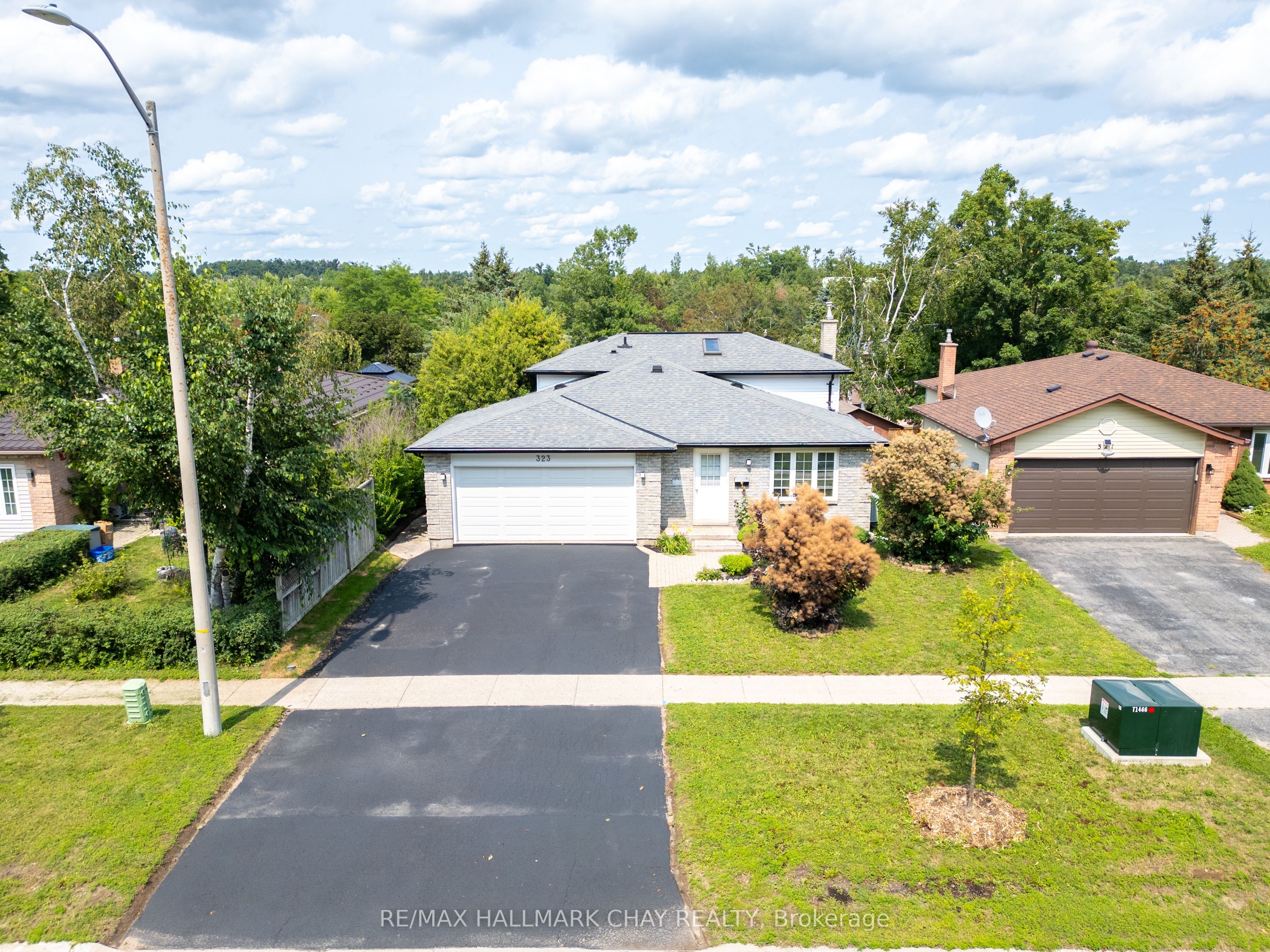 323 Sunnidale Road Property Photo 1