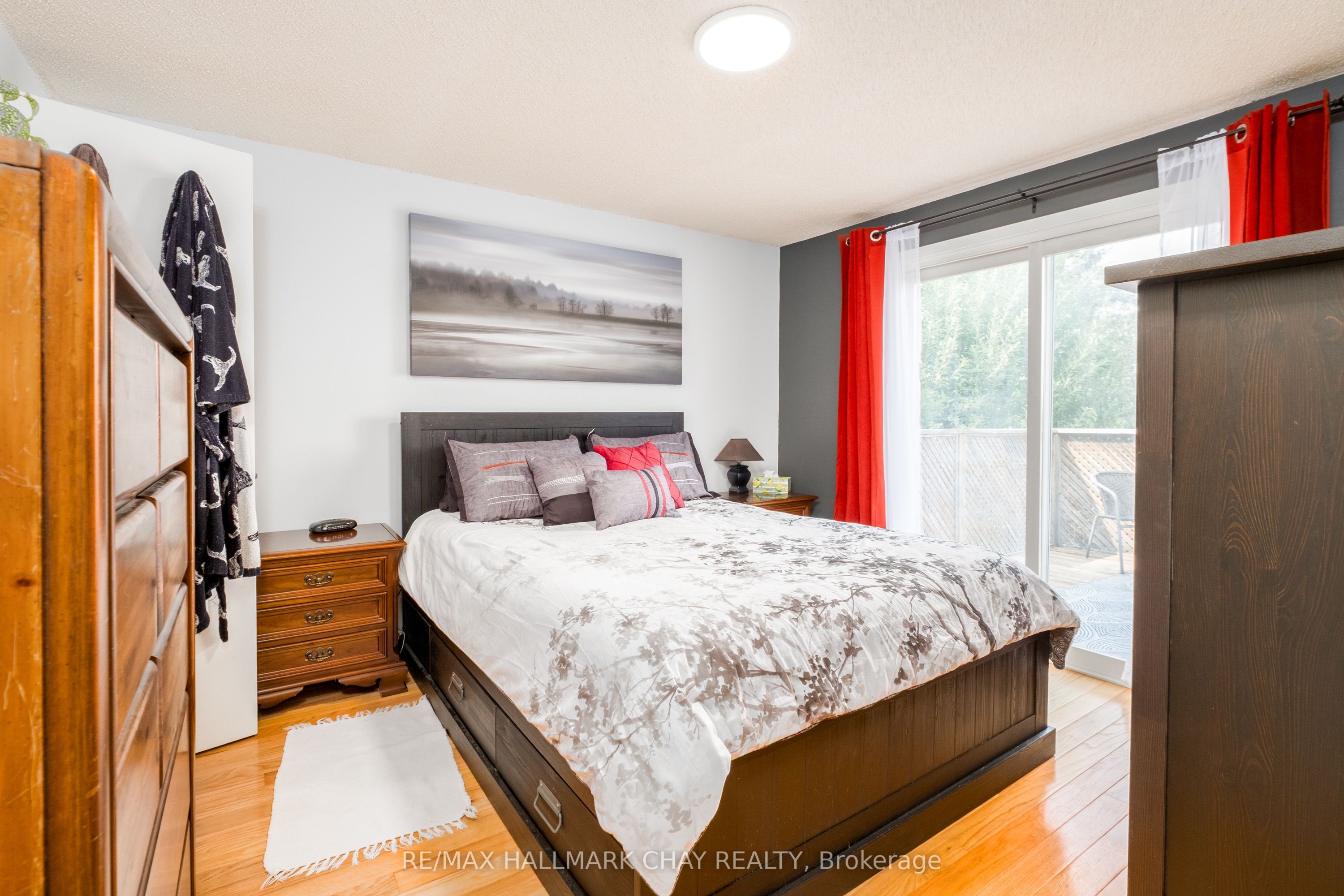 323 Sunnidale Road Property Photo 12