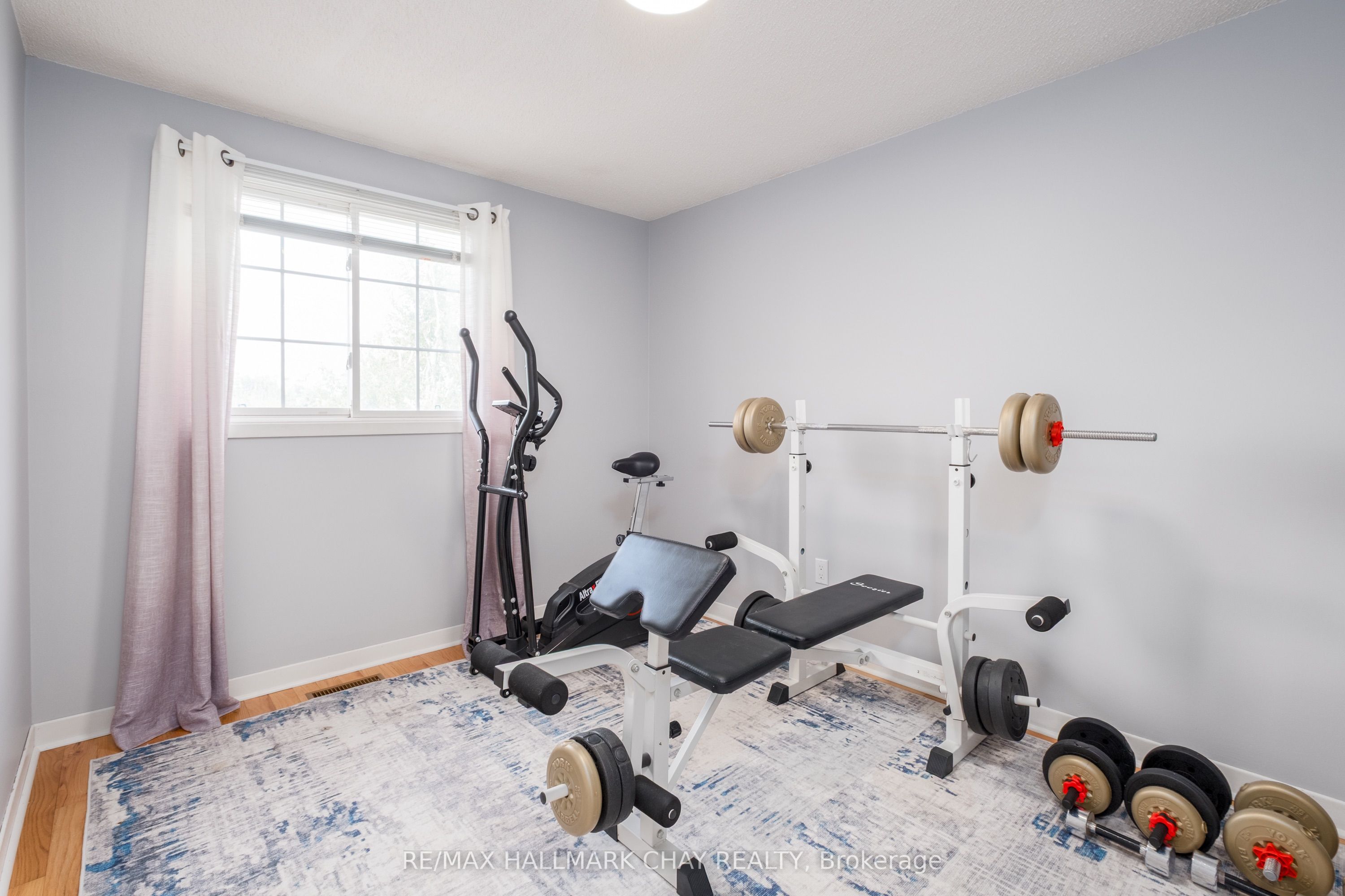 323 Sunnidale Road Property Photo 16