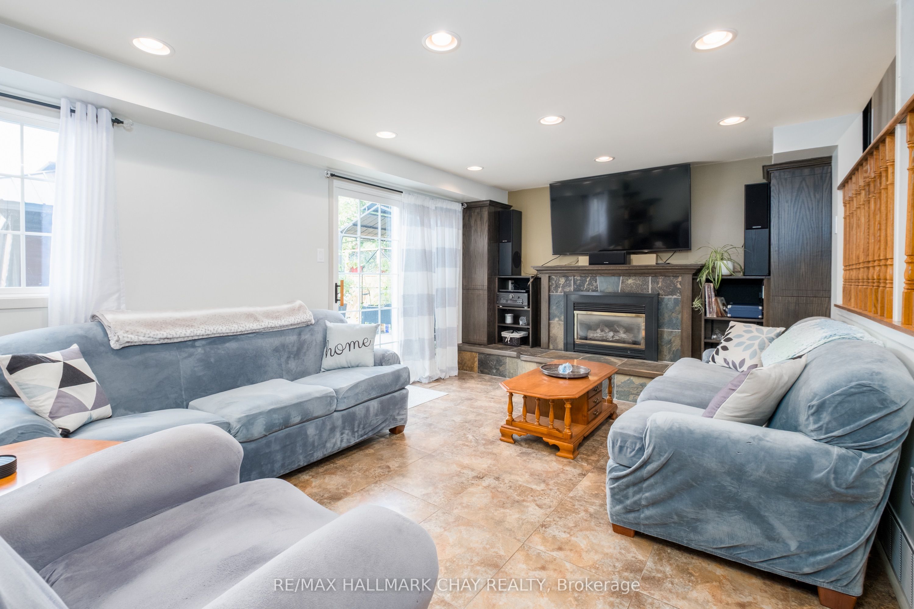 323 Sunnidale Road Property Photo 22