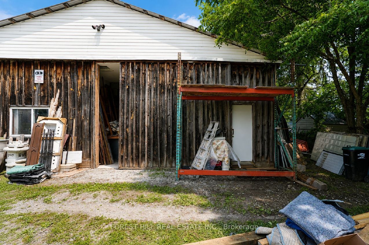 2449 Highway 11 N Property Photo 1