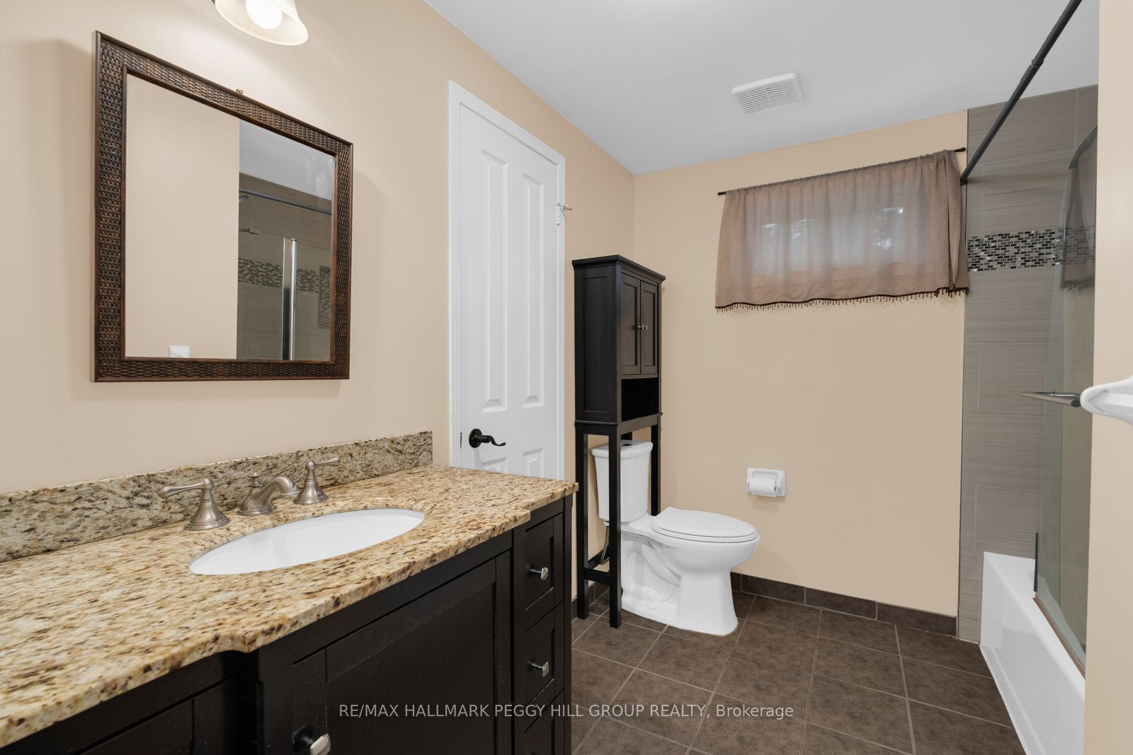 27 Finlay Road Property Photo 8