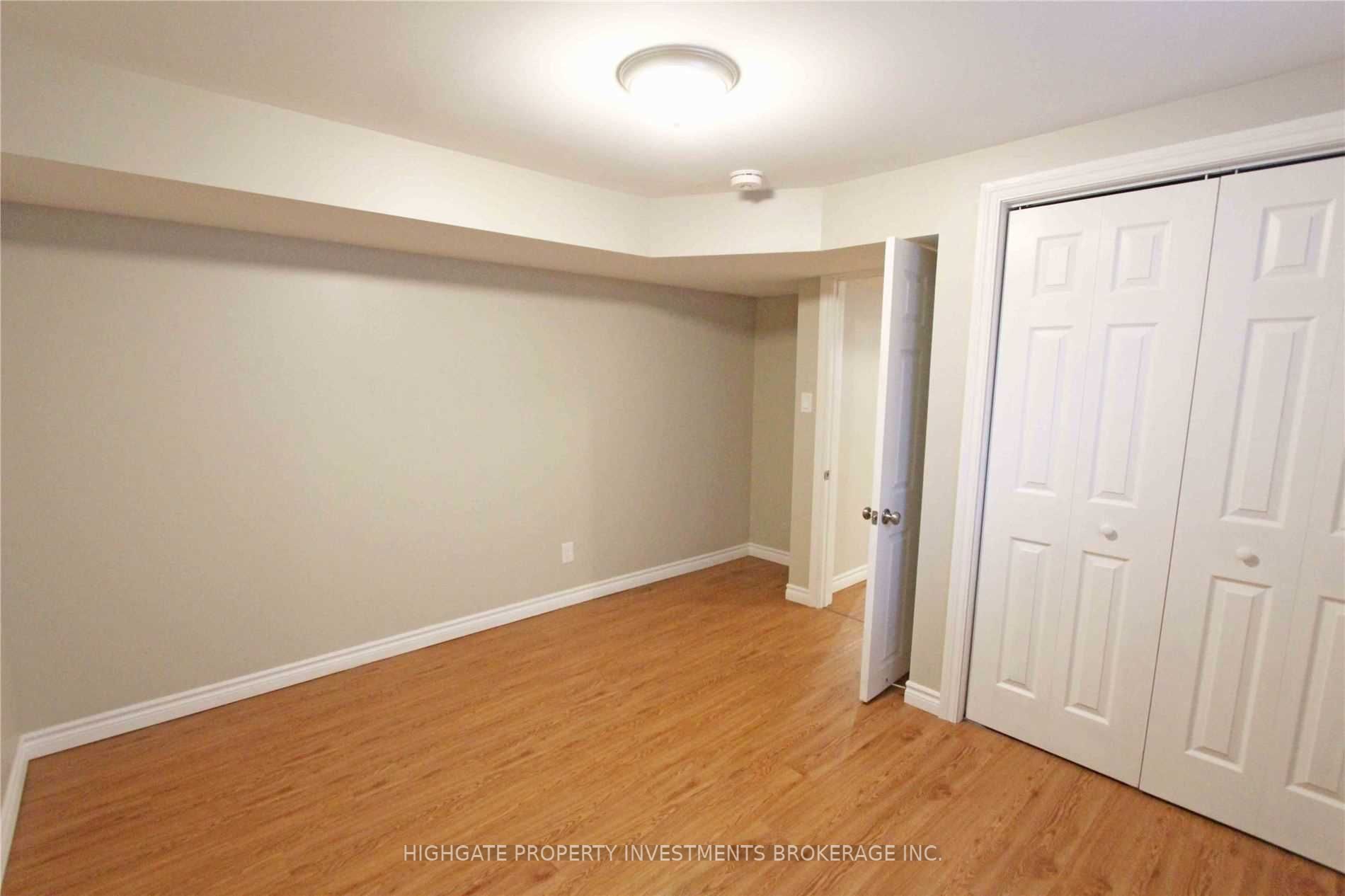 80 Hadden Crescent Lower Property Photo 5