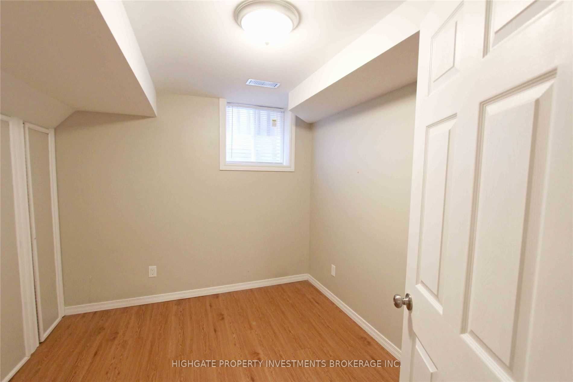 80 Hadden Crescent Lower Property Photo 7