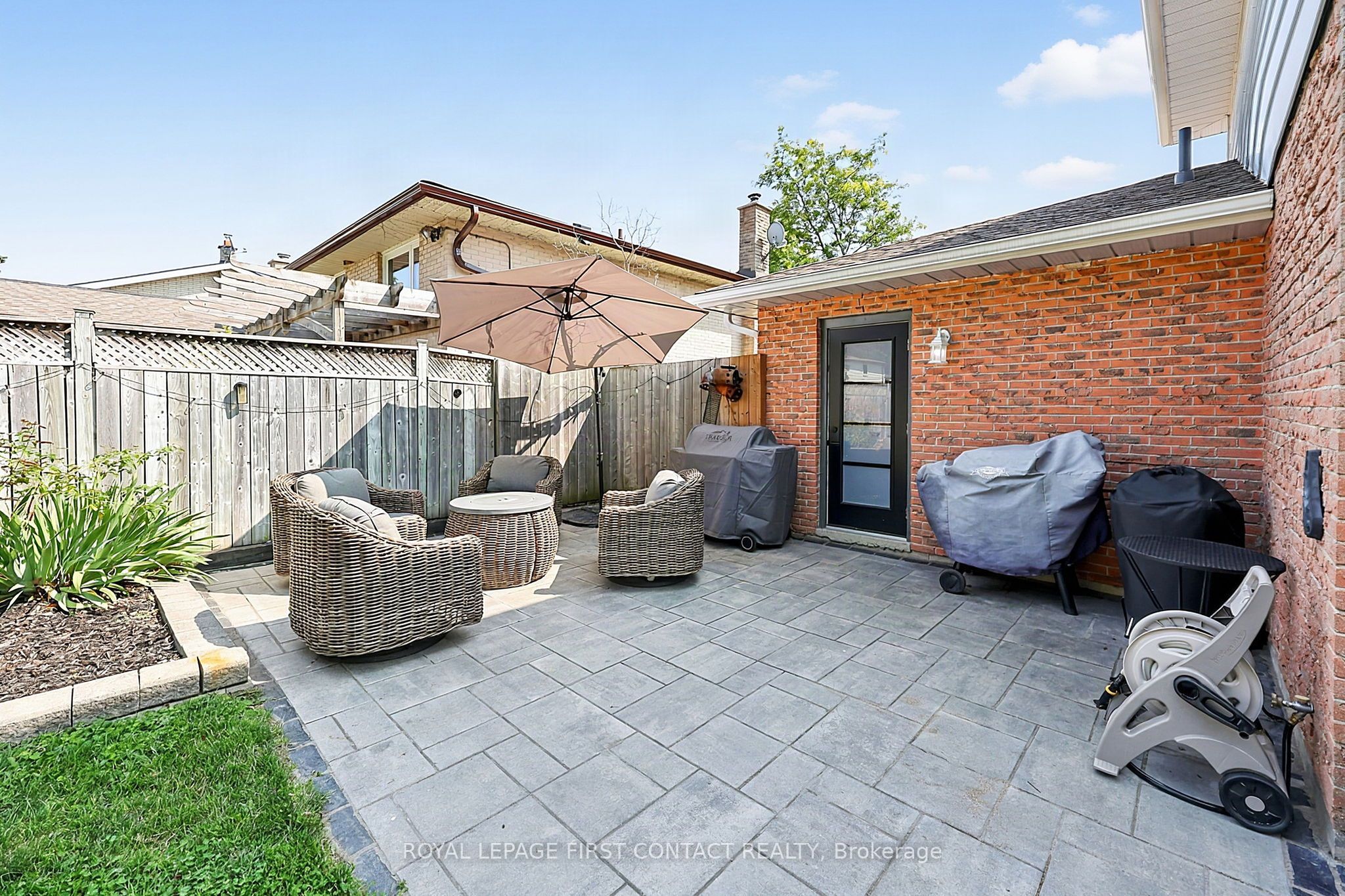 12 Davies Crescent Property Photo 35