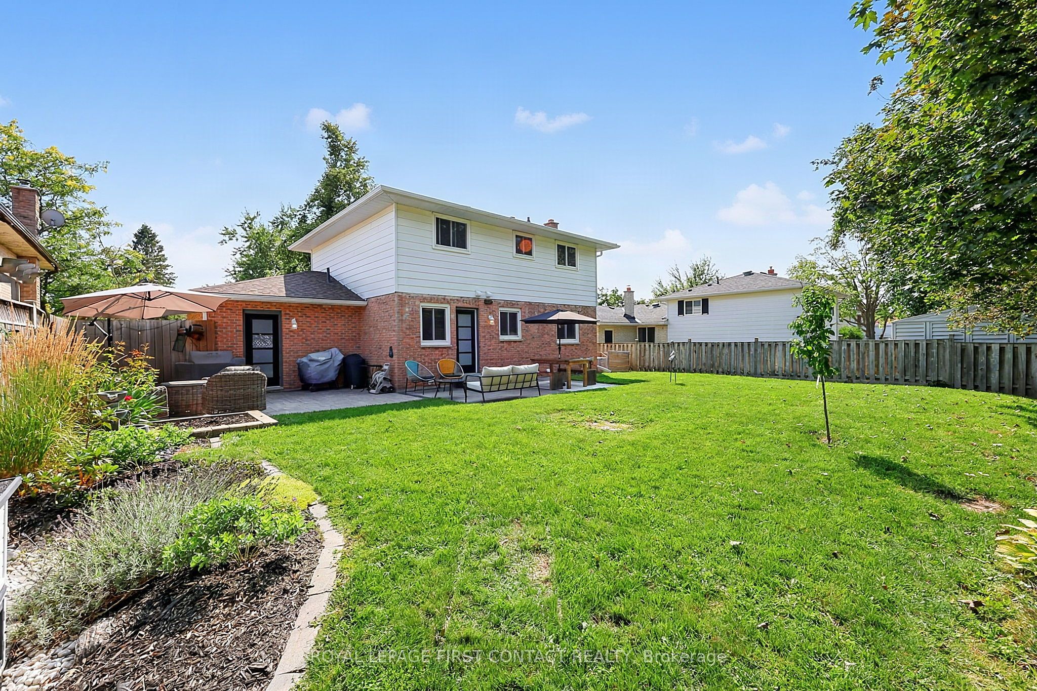 12 Davies Crescent Property Photo 37
