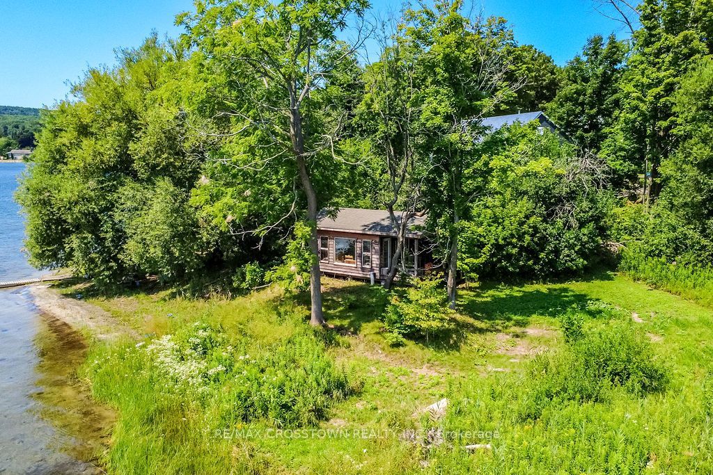 243 Champlain Road Property Photo 10