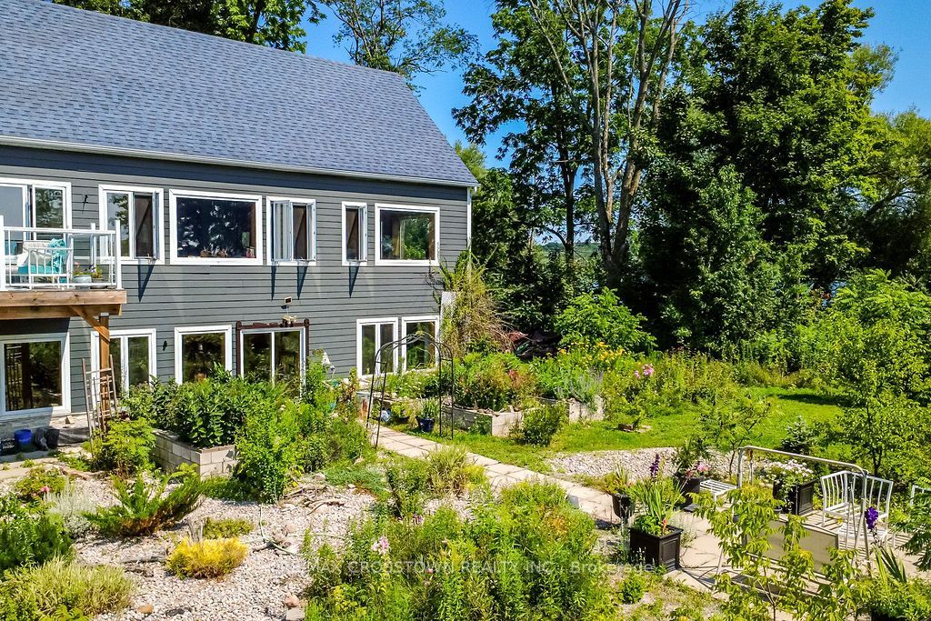 243 Champlain Road Property Photo 41