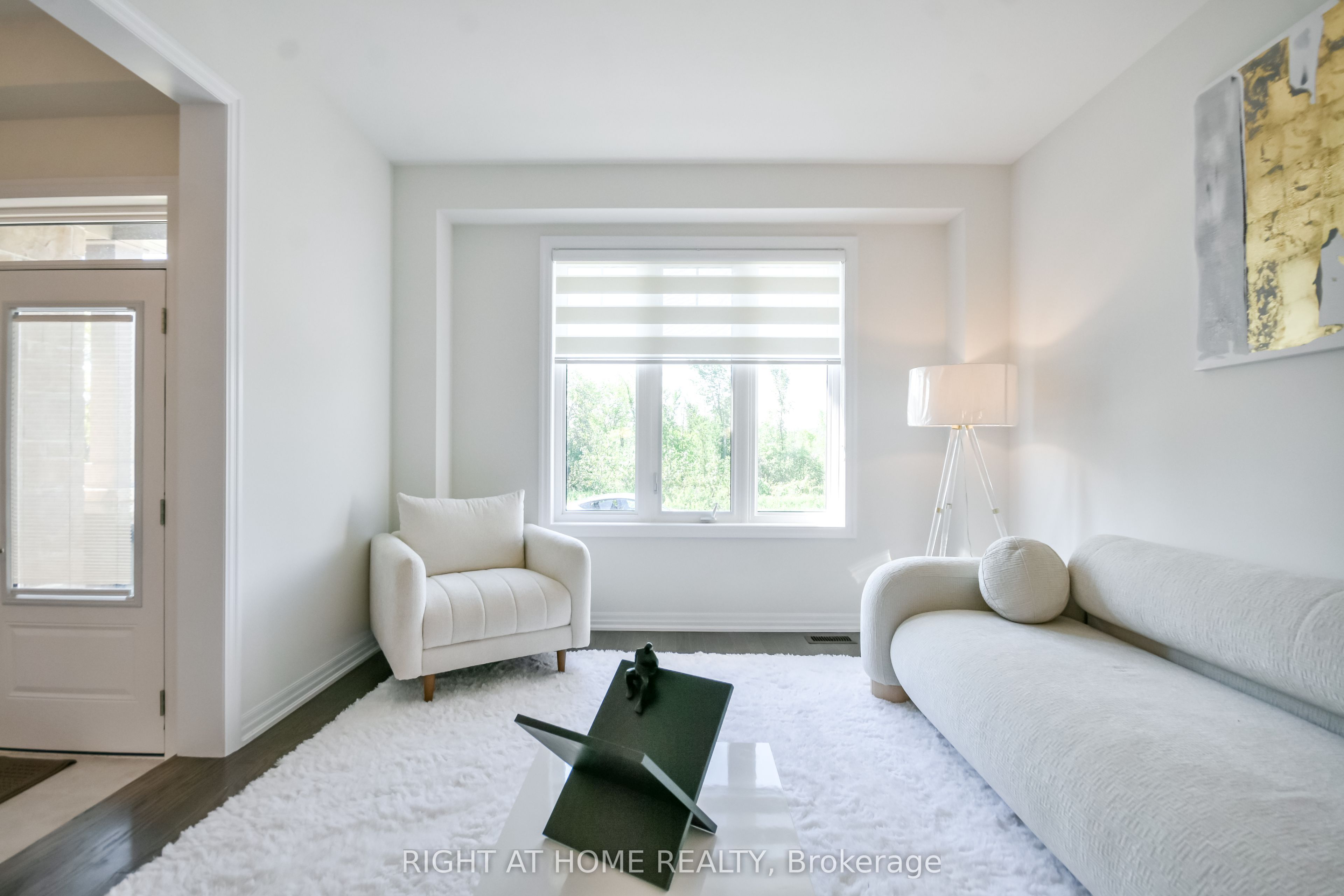 243 Centre Street Property Photo 6