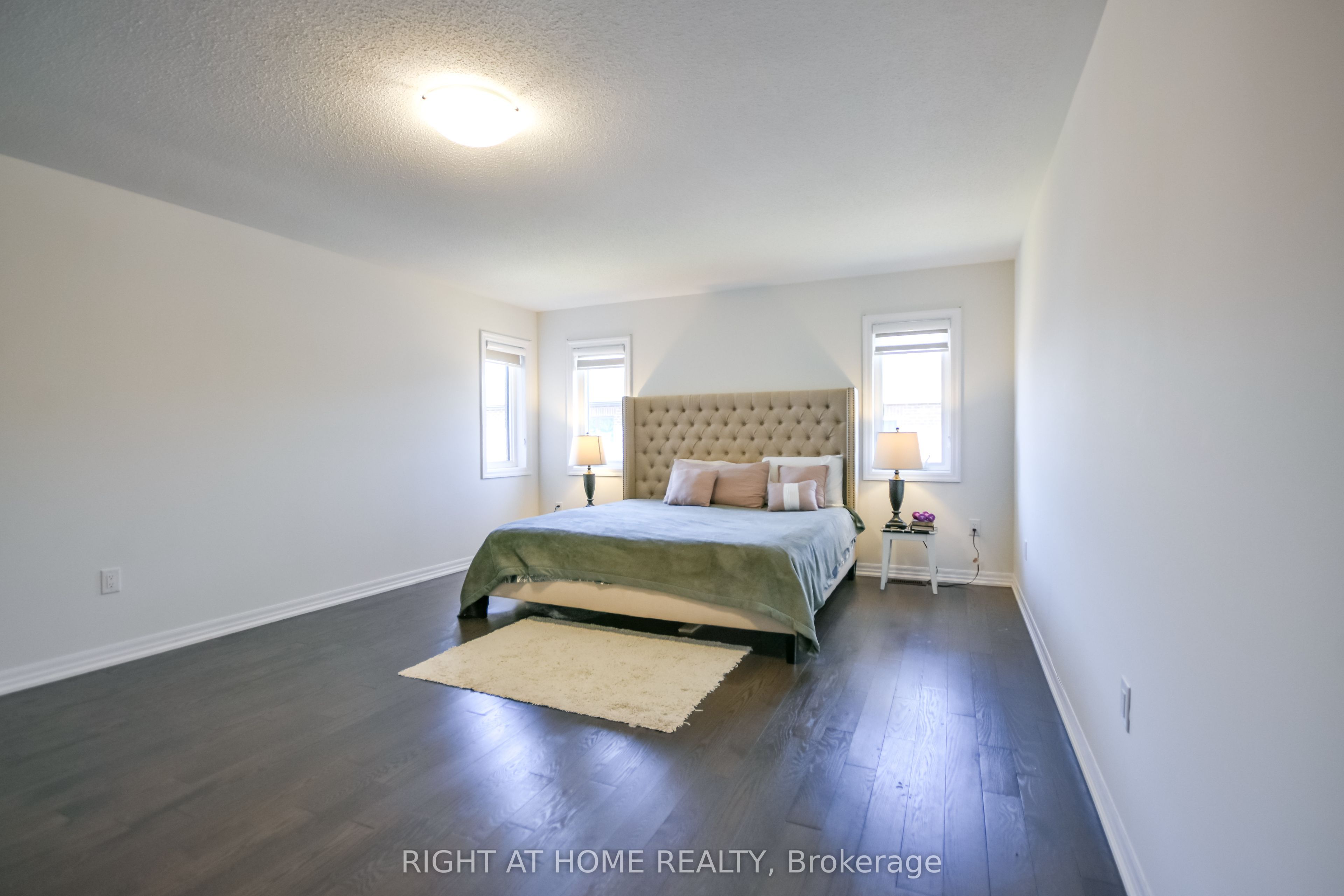 243 Centre Street Property Photo 27