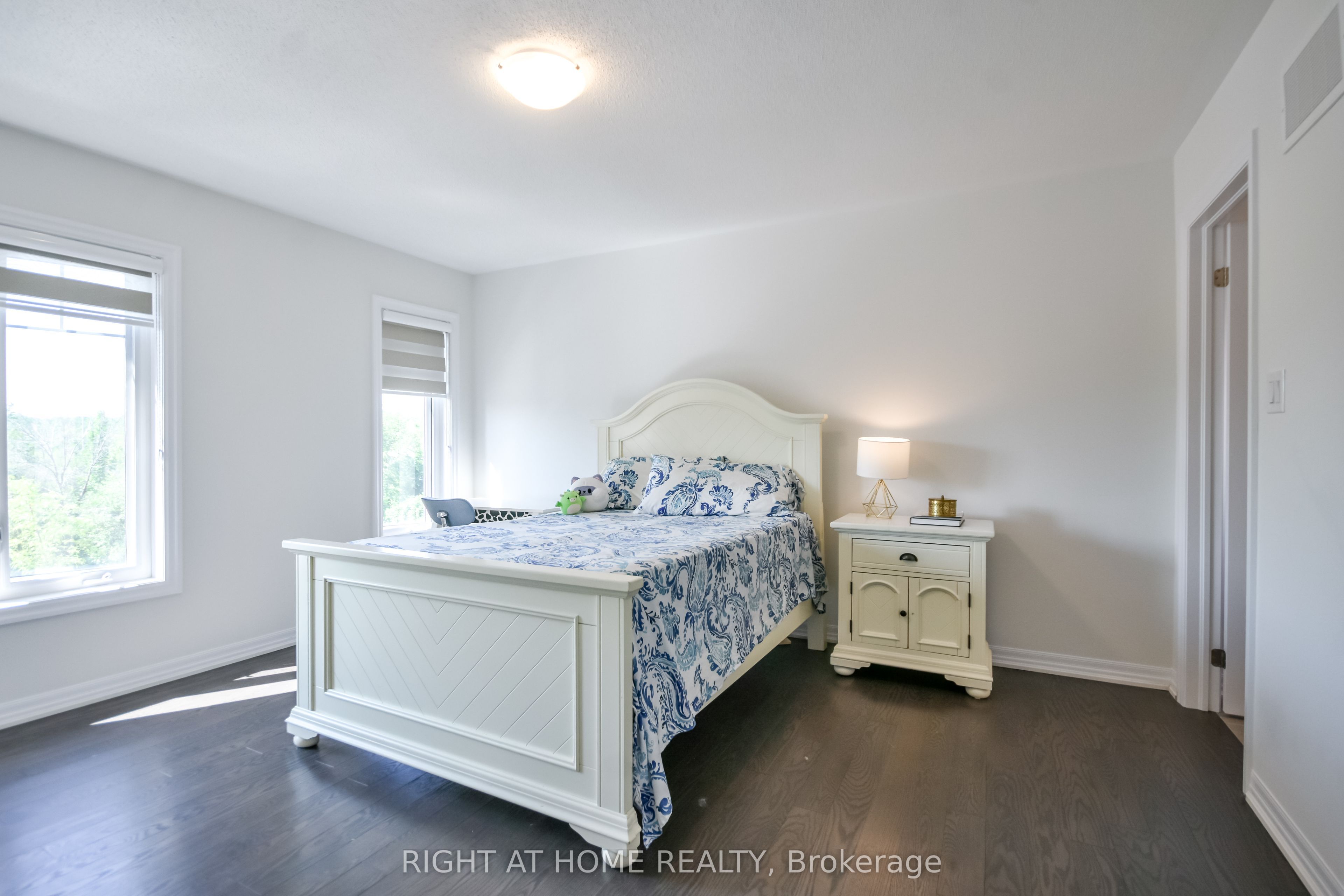 243 Centre Street Property Photo 28