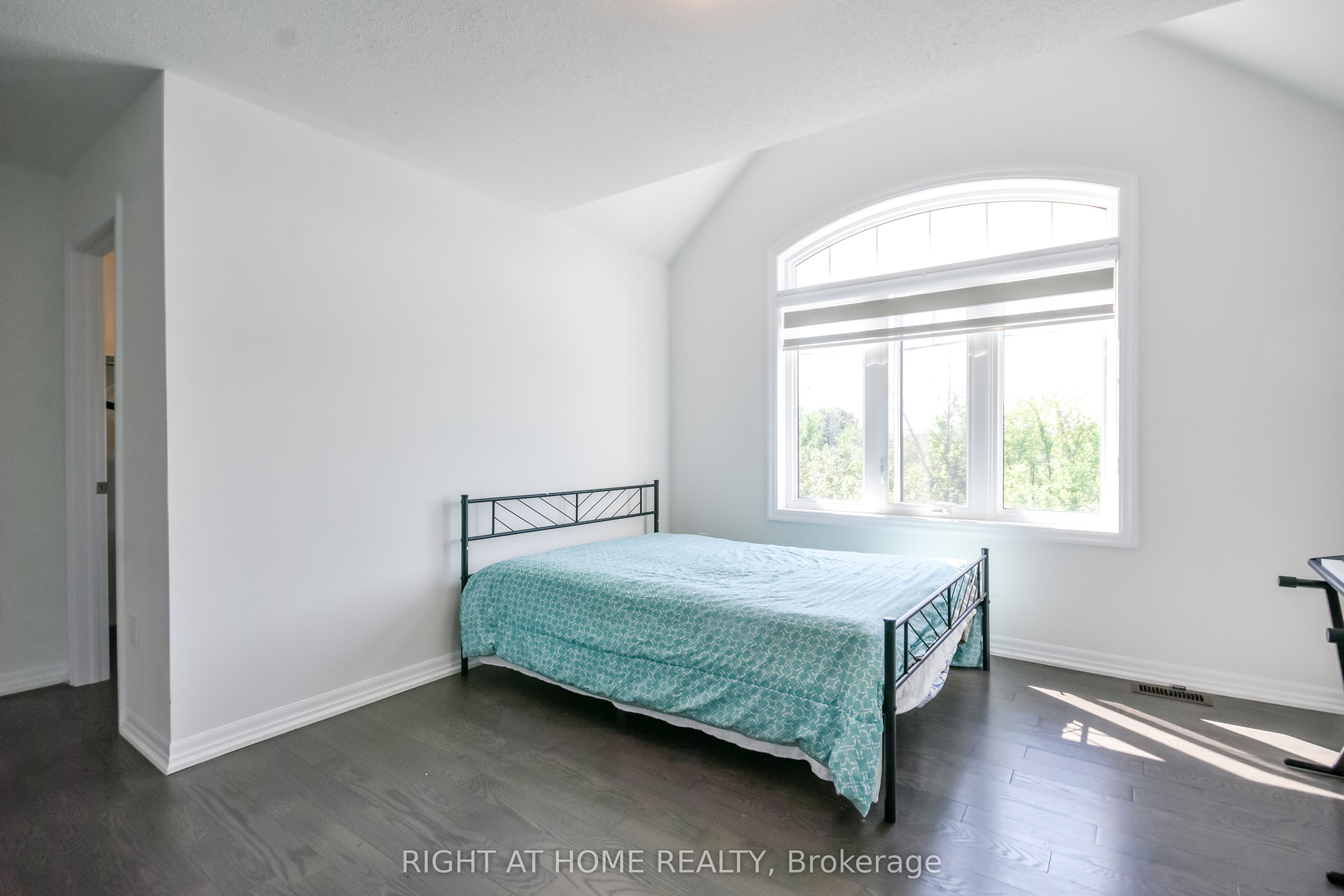 243 Centre Street Property Photo 32