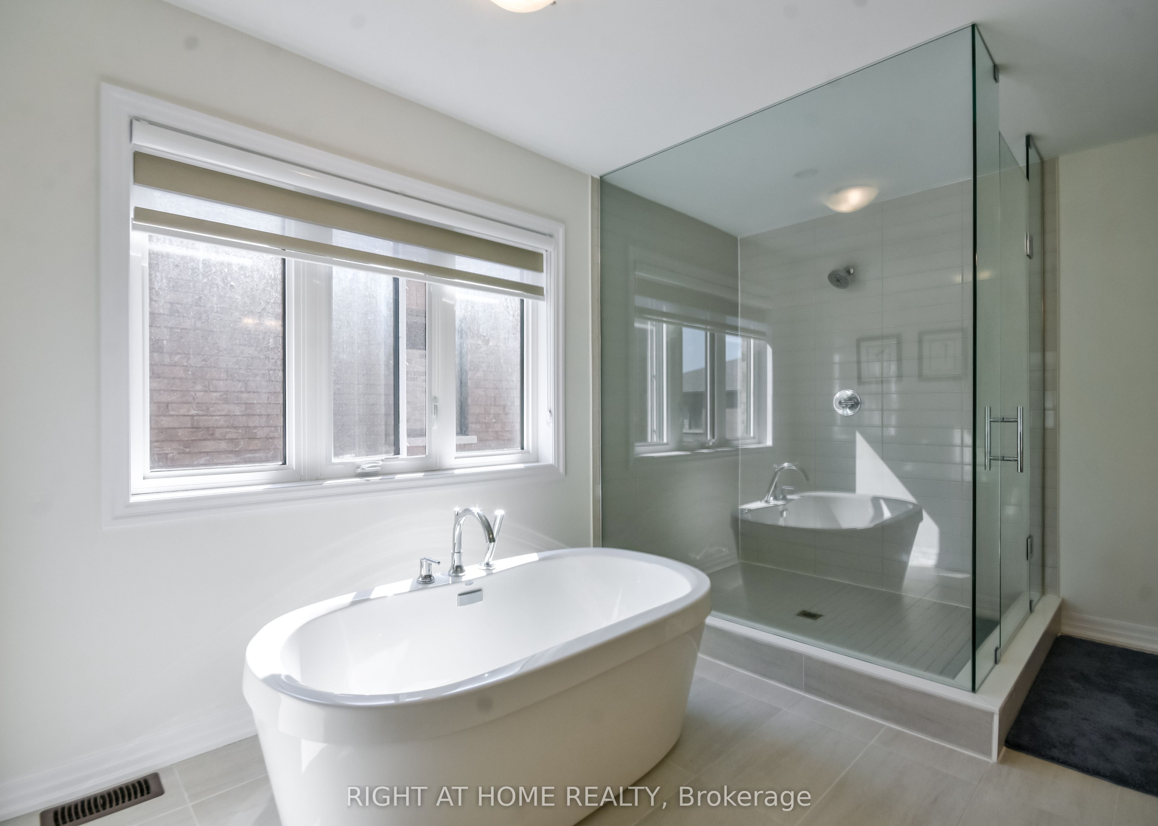 243 Centre Street Property Photo 37