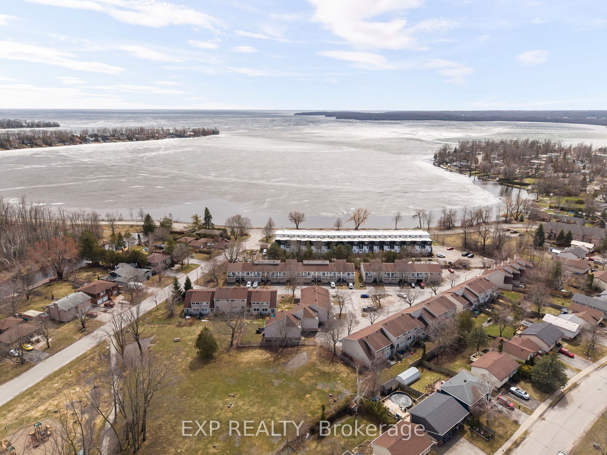 12 Lankin Boulevard 12 Property Photo 2