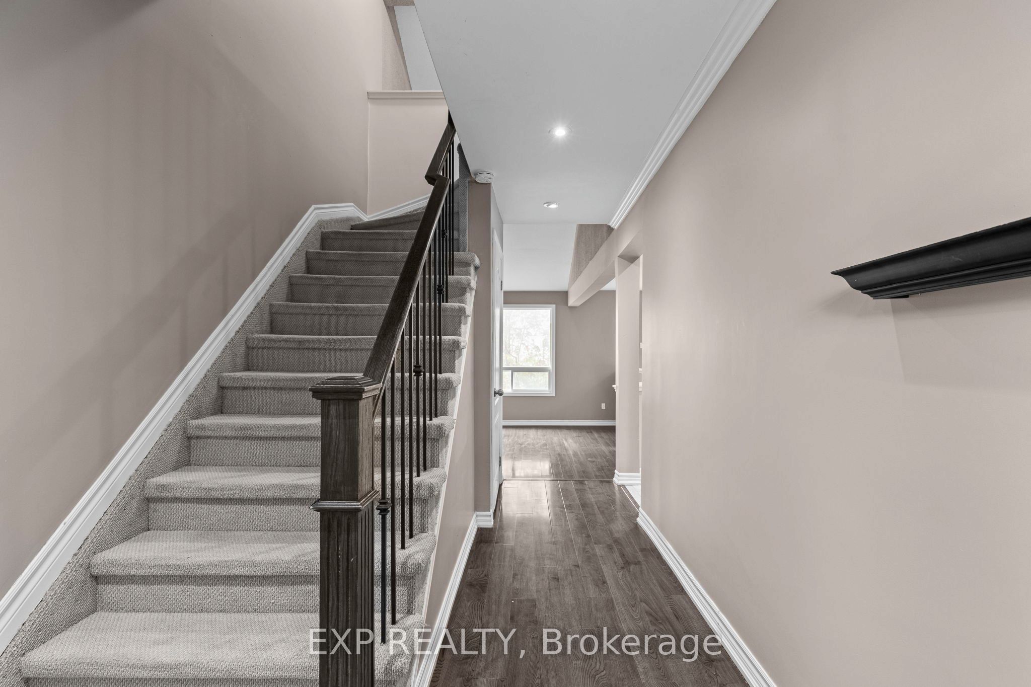 12 Lankin Boulevard 12 Property Photo 3