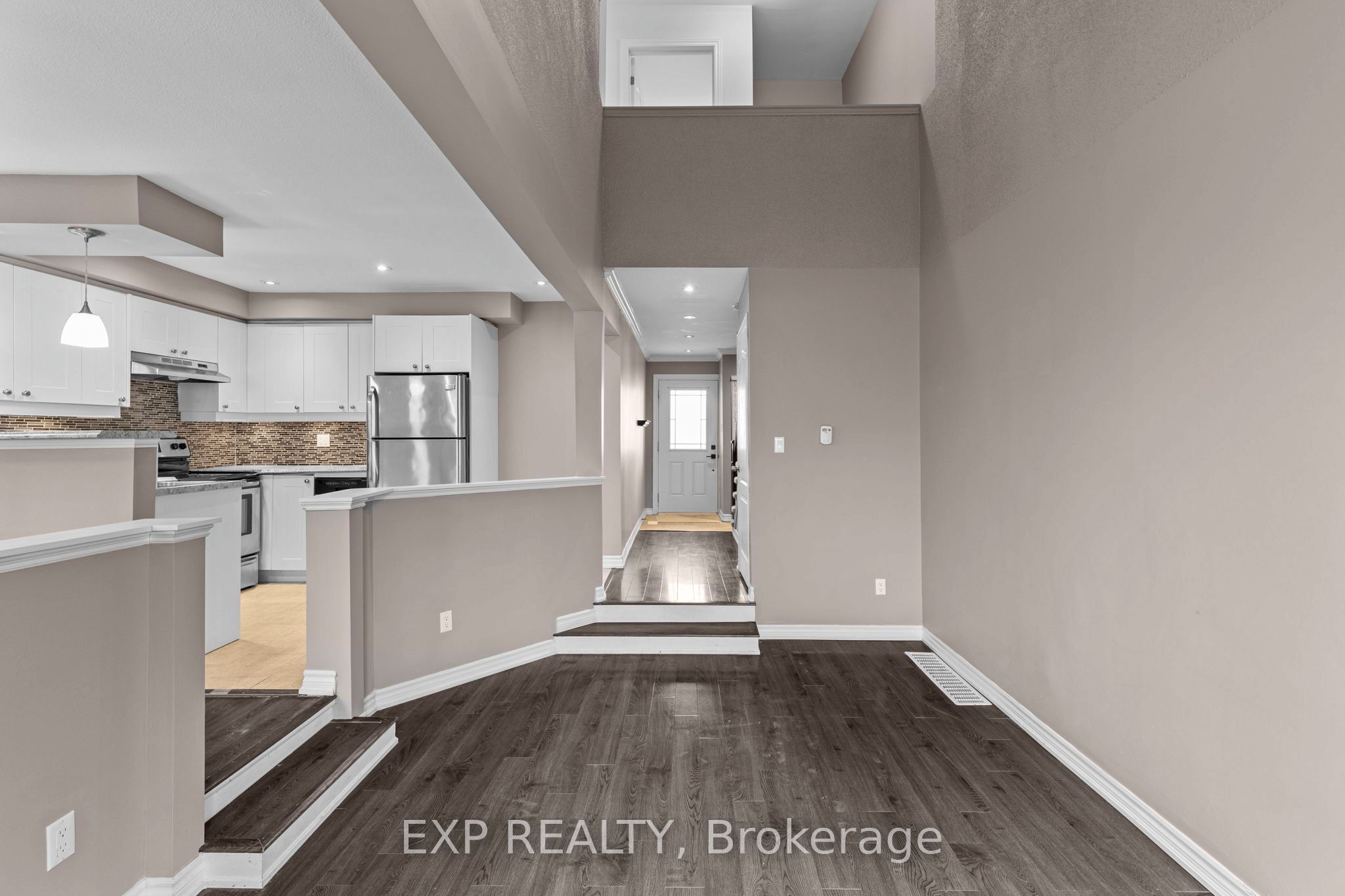 12 Lankin Boulevard 12 Property Photo 13
