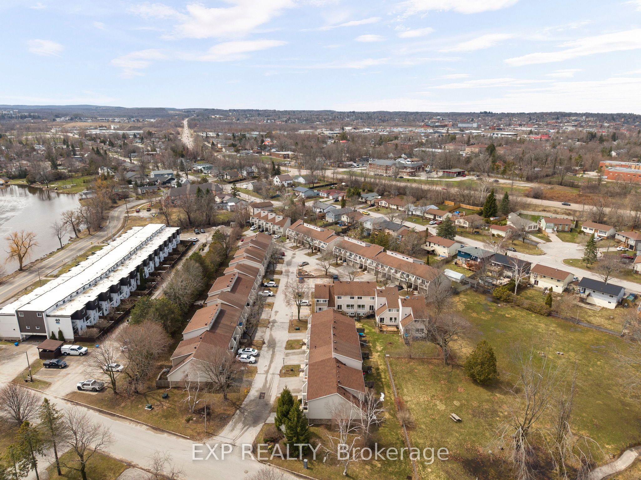 12 Lankin Boulevard 12 Property Photo 32