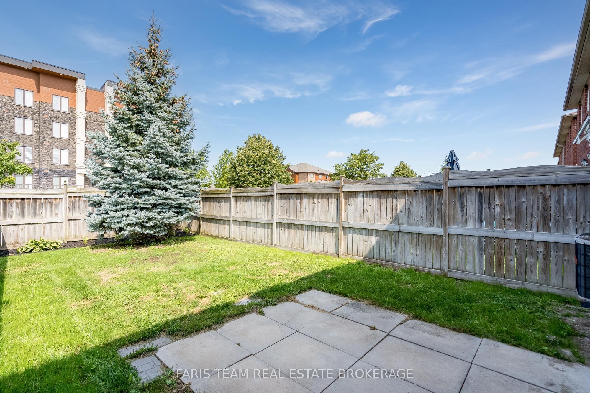 6 Raymond Crescent Property Photo 20