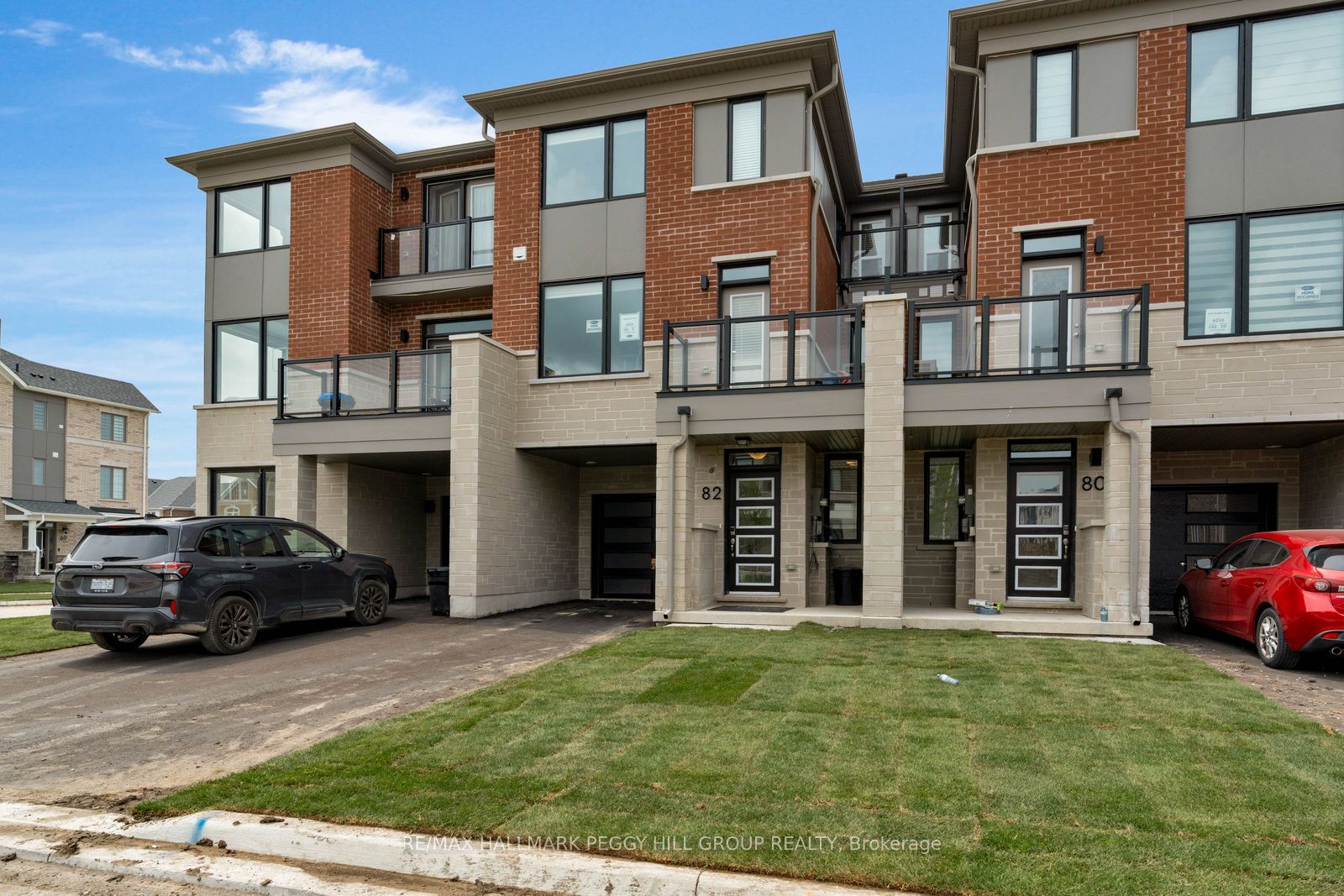 82 Yorkshire Drive Property Photo 1