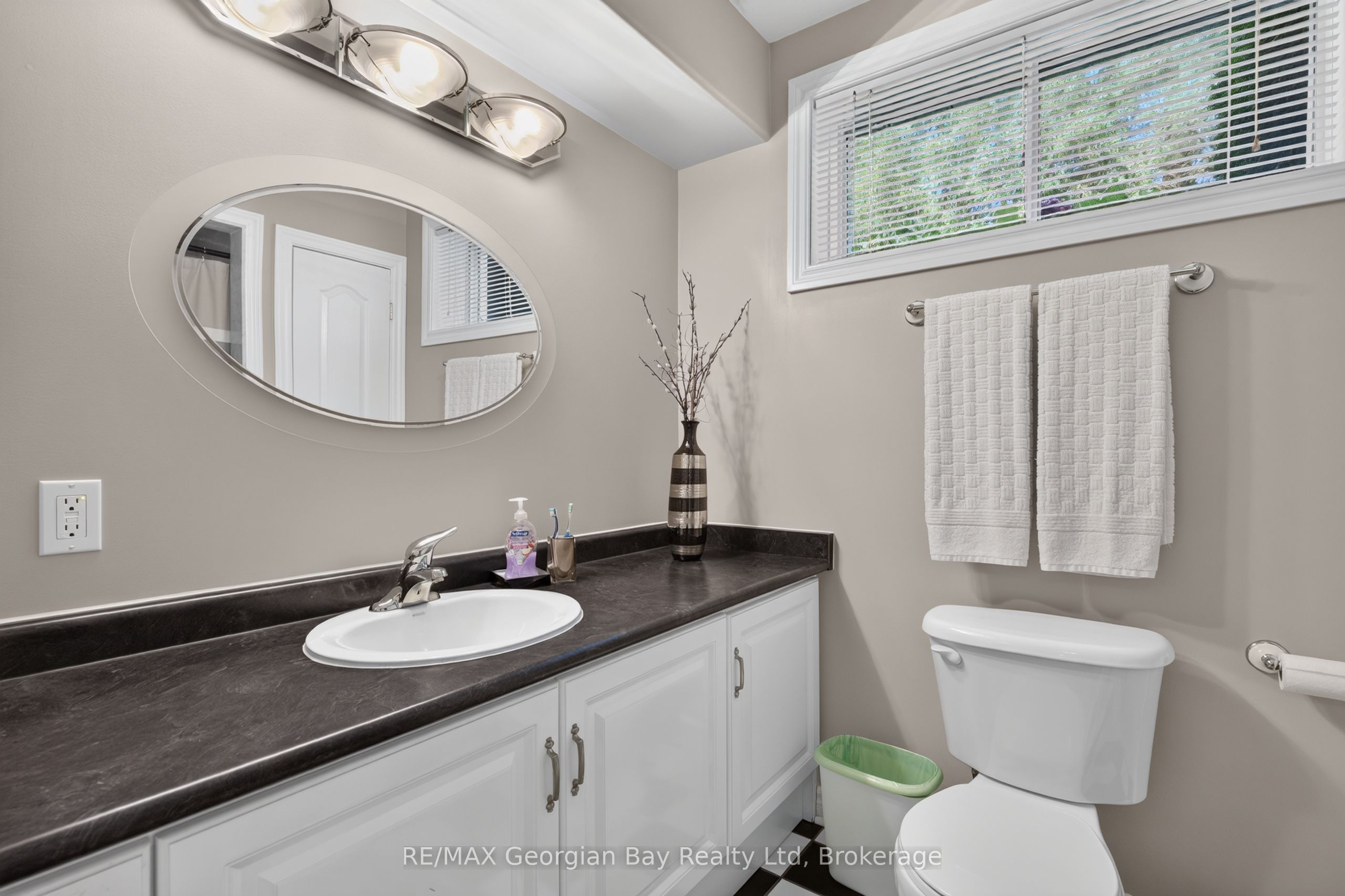 1339 Tiny Beaches Road N Property Photo 26
