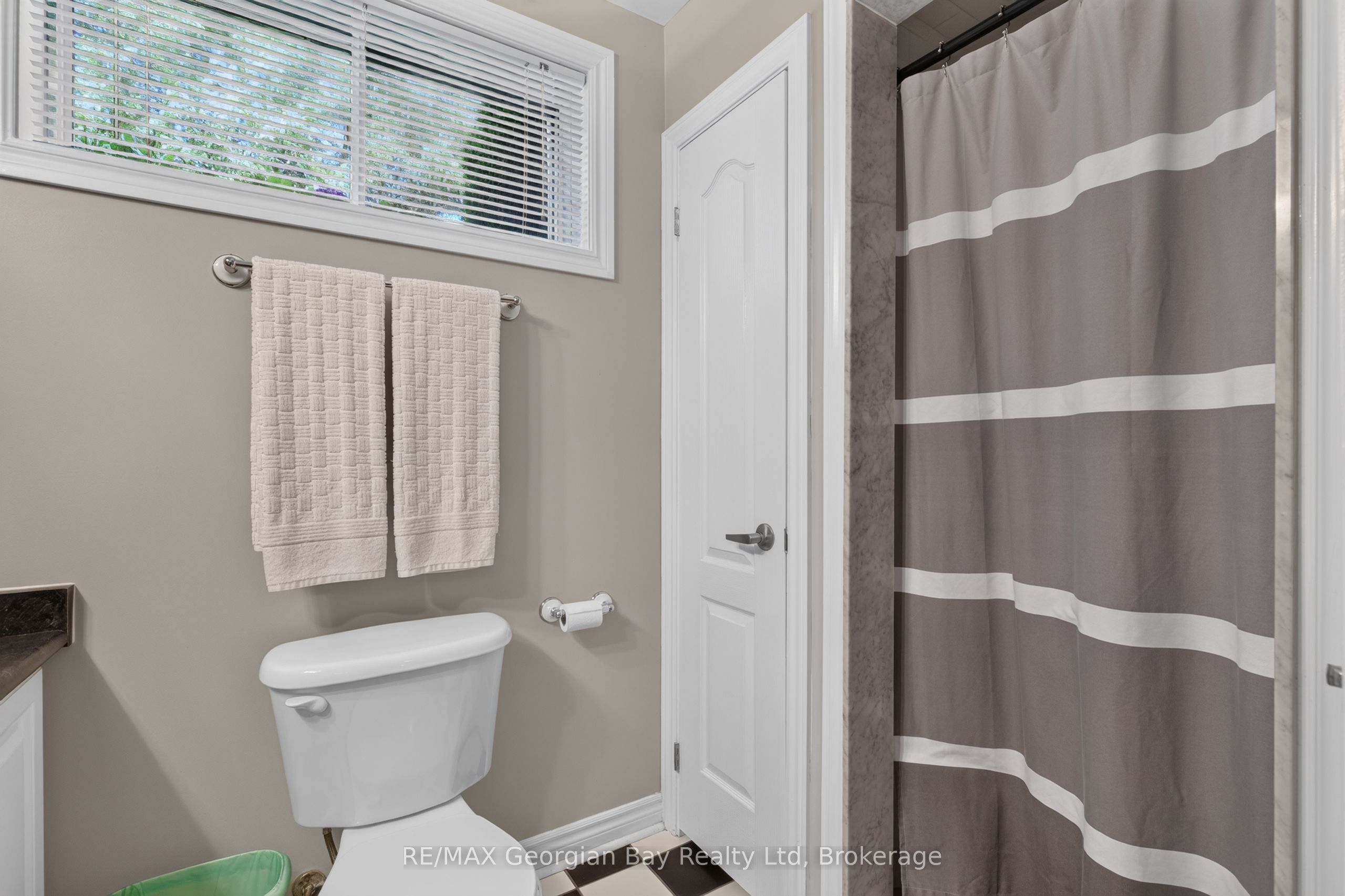 1339 Tiny Beaches Road N Property Photo 27