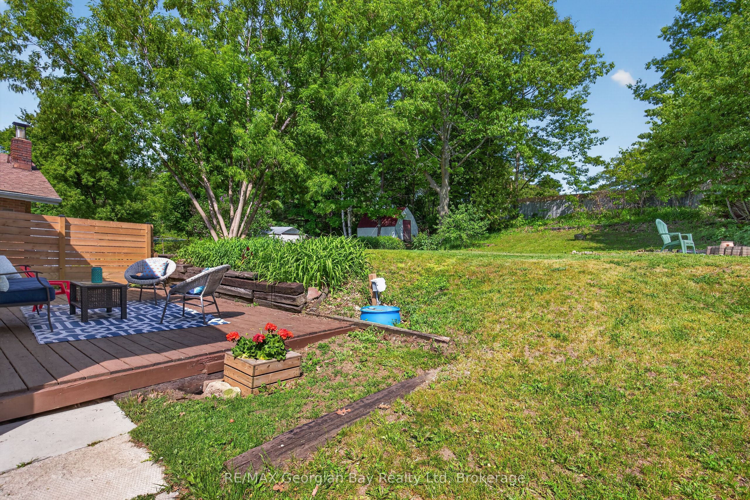 1060 Harbourview Drive Property Photo 26
