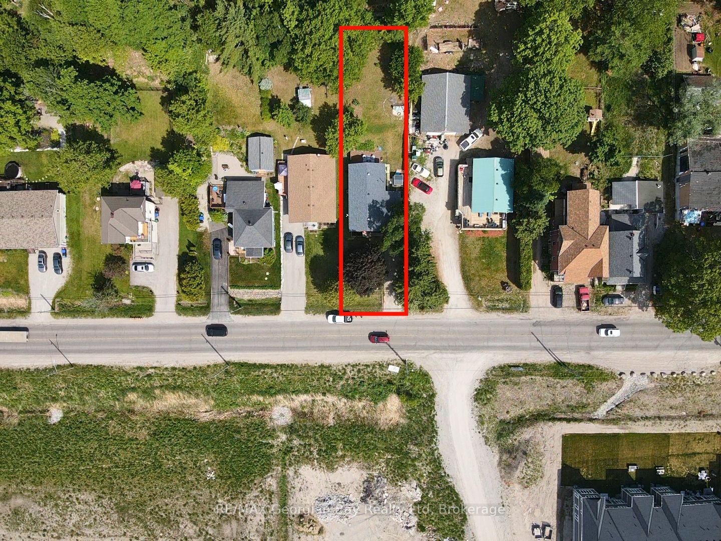 1060 Harbourview Drive Property Photo 30