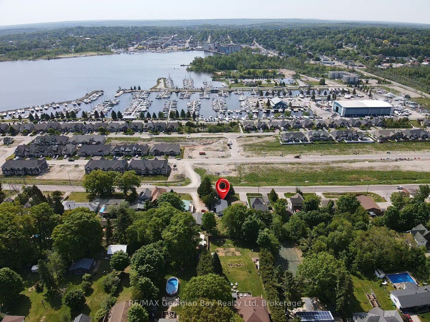 1060 Harbourview Drive Property Photo 33