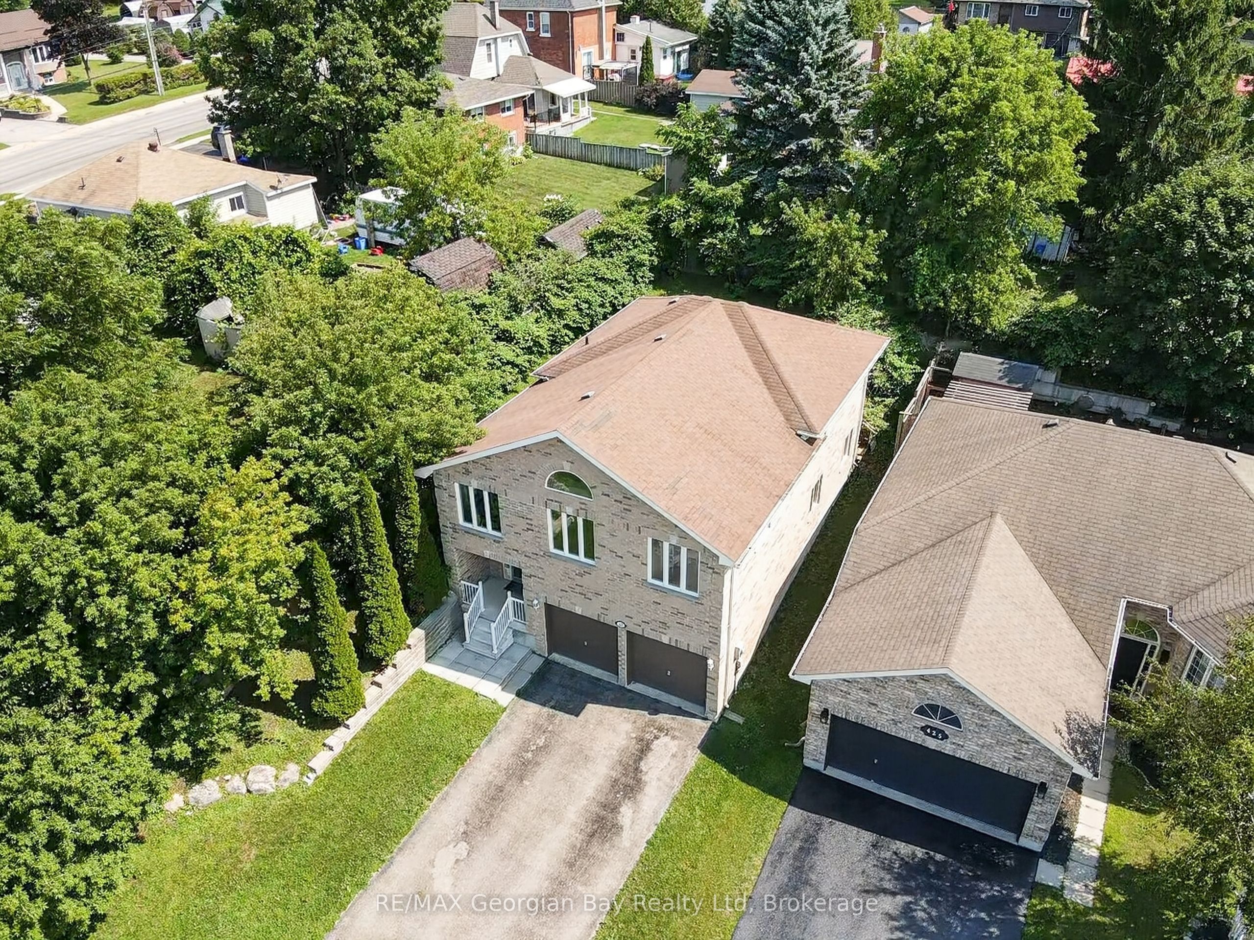 423 Irwin Street Property Photo 28