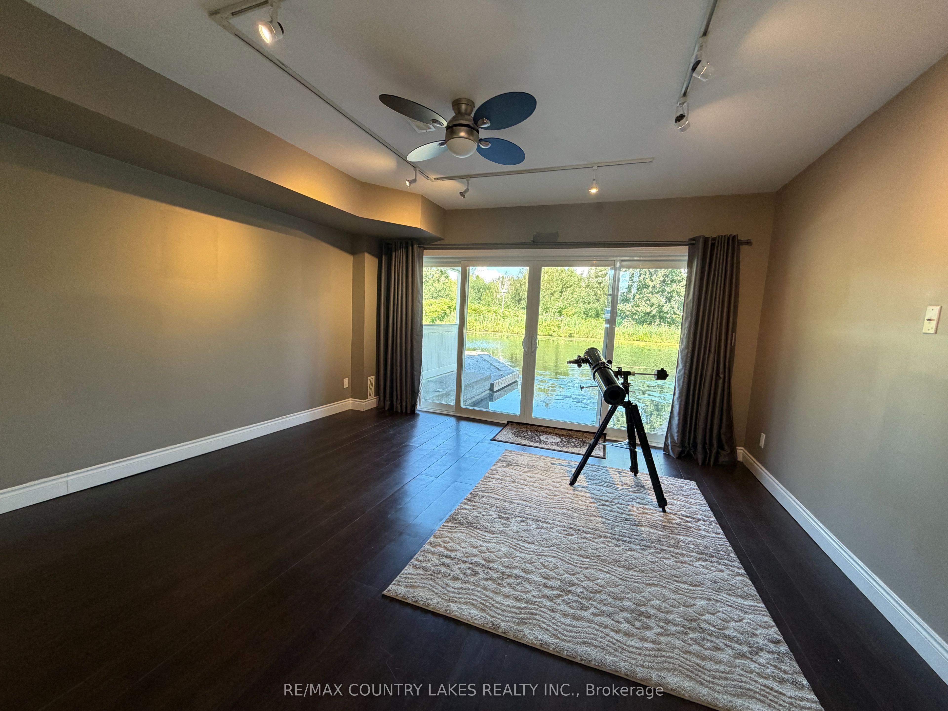 4 Paradise Boulevard 11 Property Photo 6