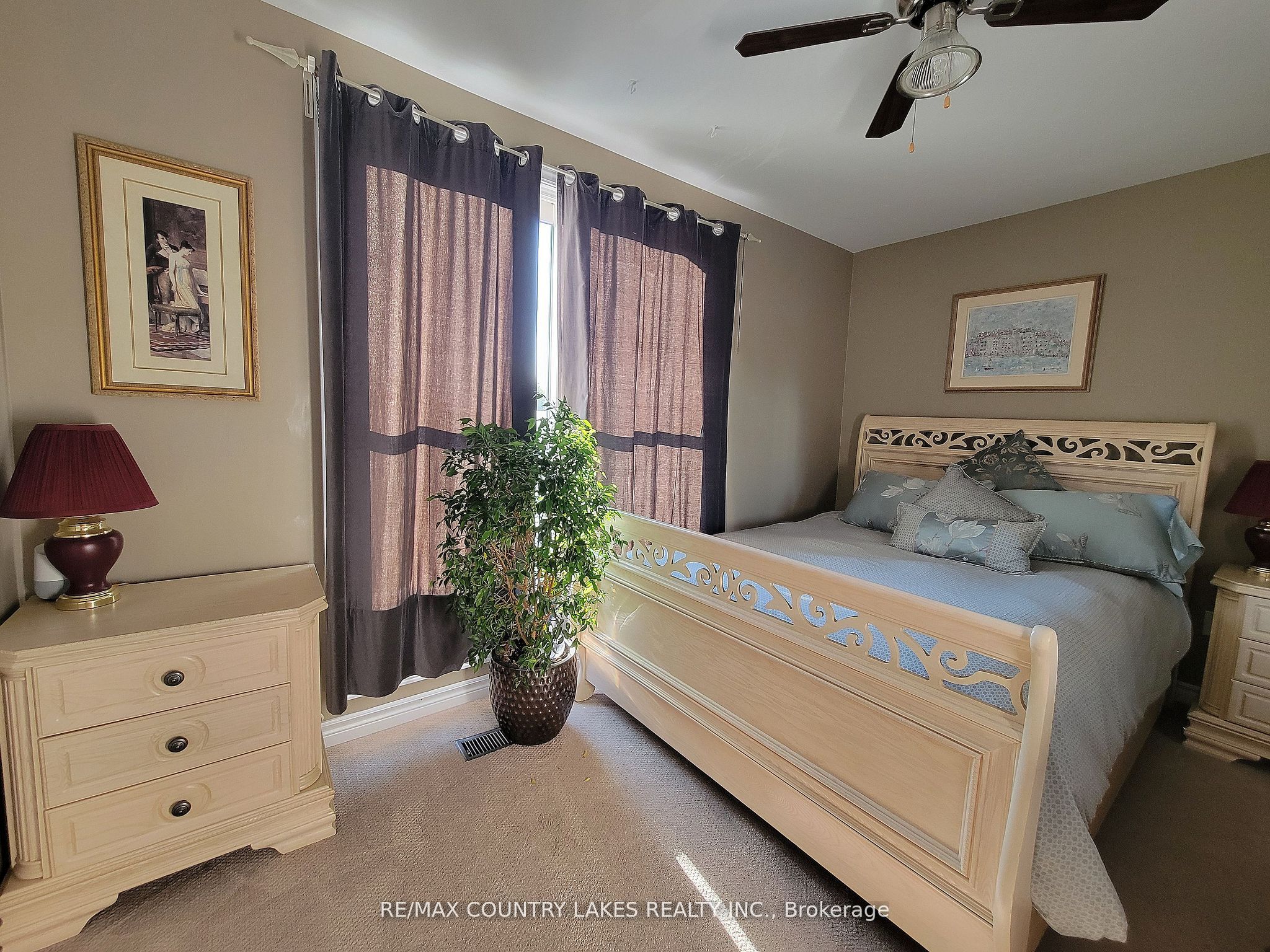 4 Paradise Boulevard 11 Property Photo 34