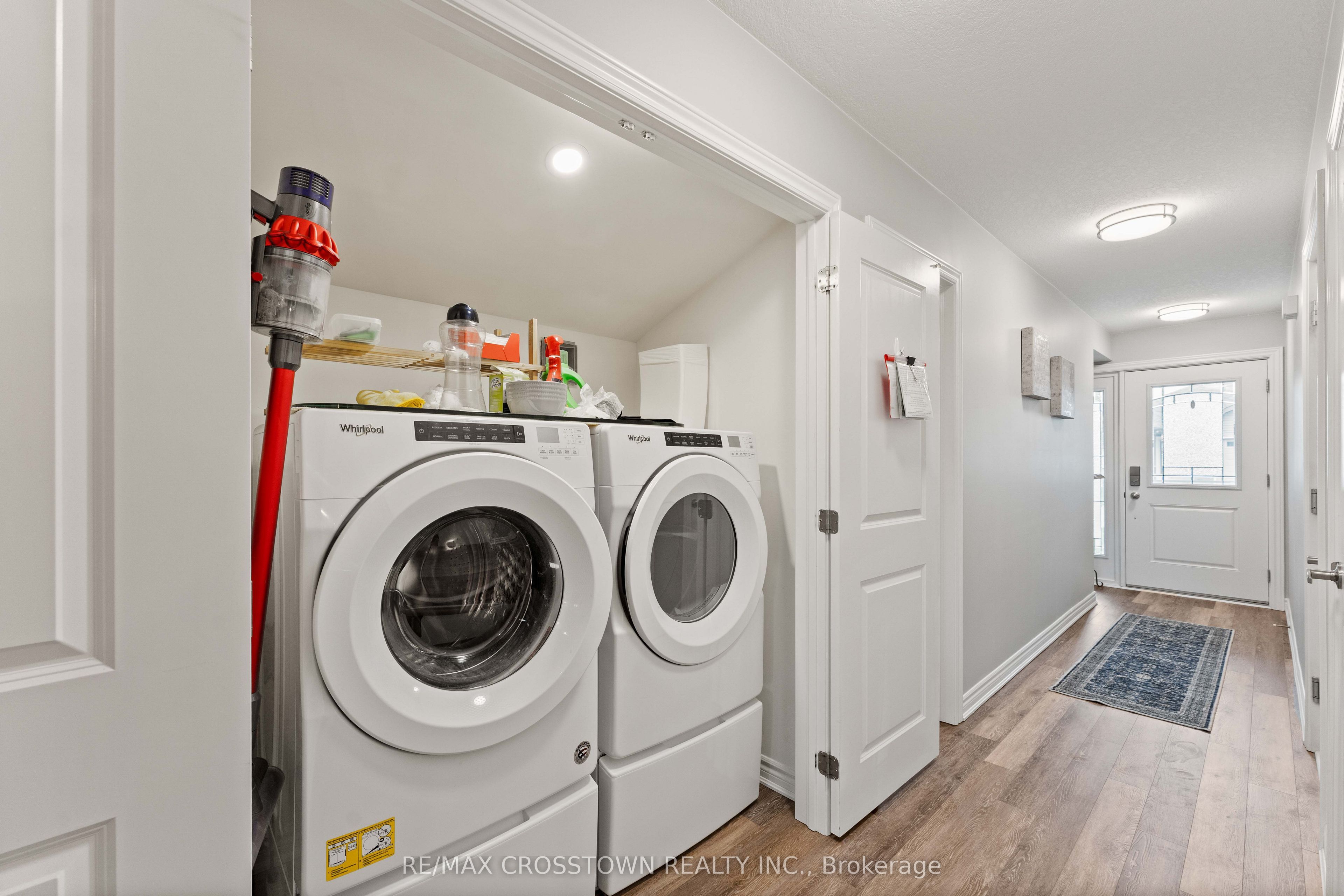70 Ivy Crescent Property Photo 6