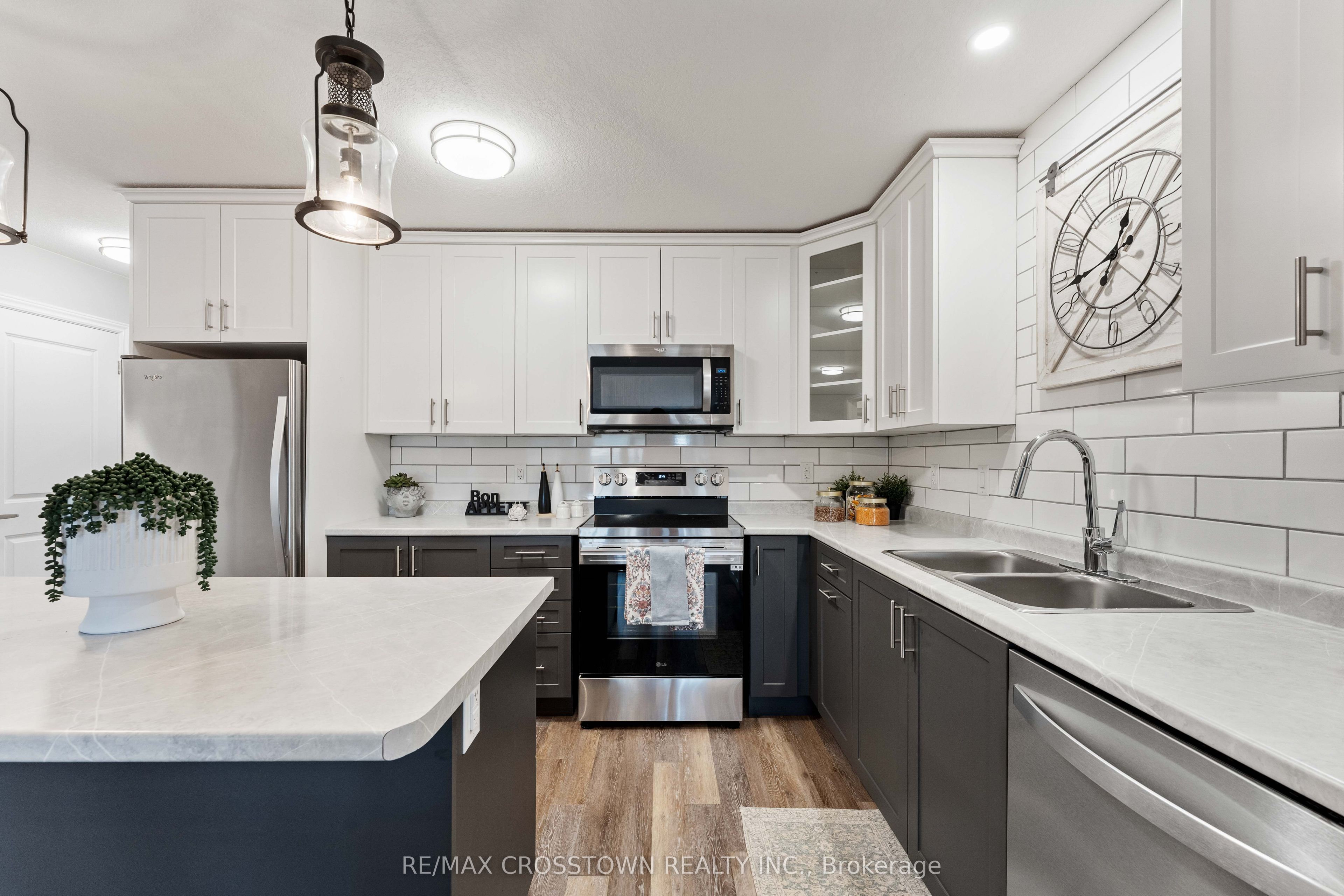 70 Ivy Crescent Property Photo 8