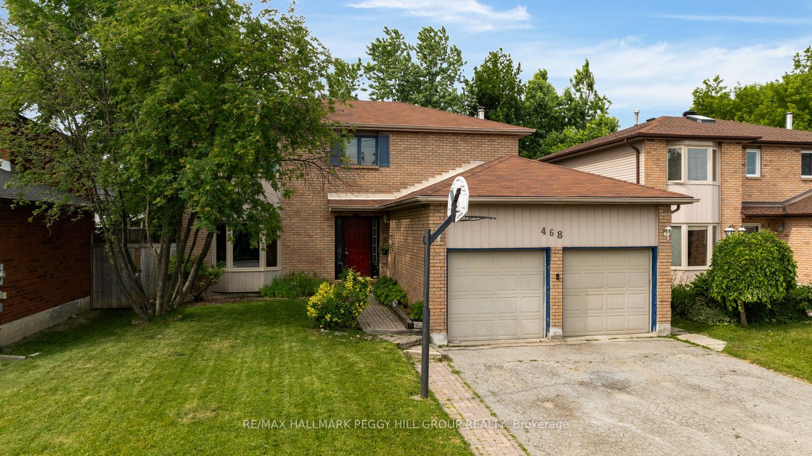 468 Grove Street E Property Photo 1