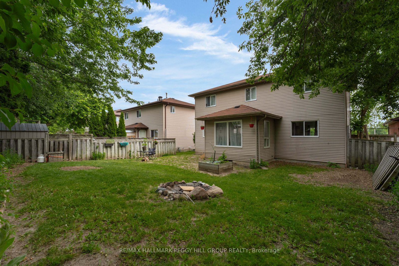 468 Grove Street E Property Photo 19