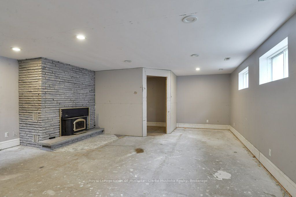 8 Edna Street Property Photo 11